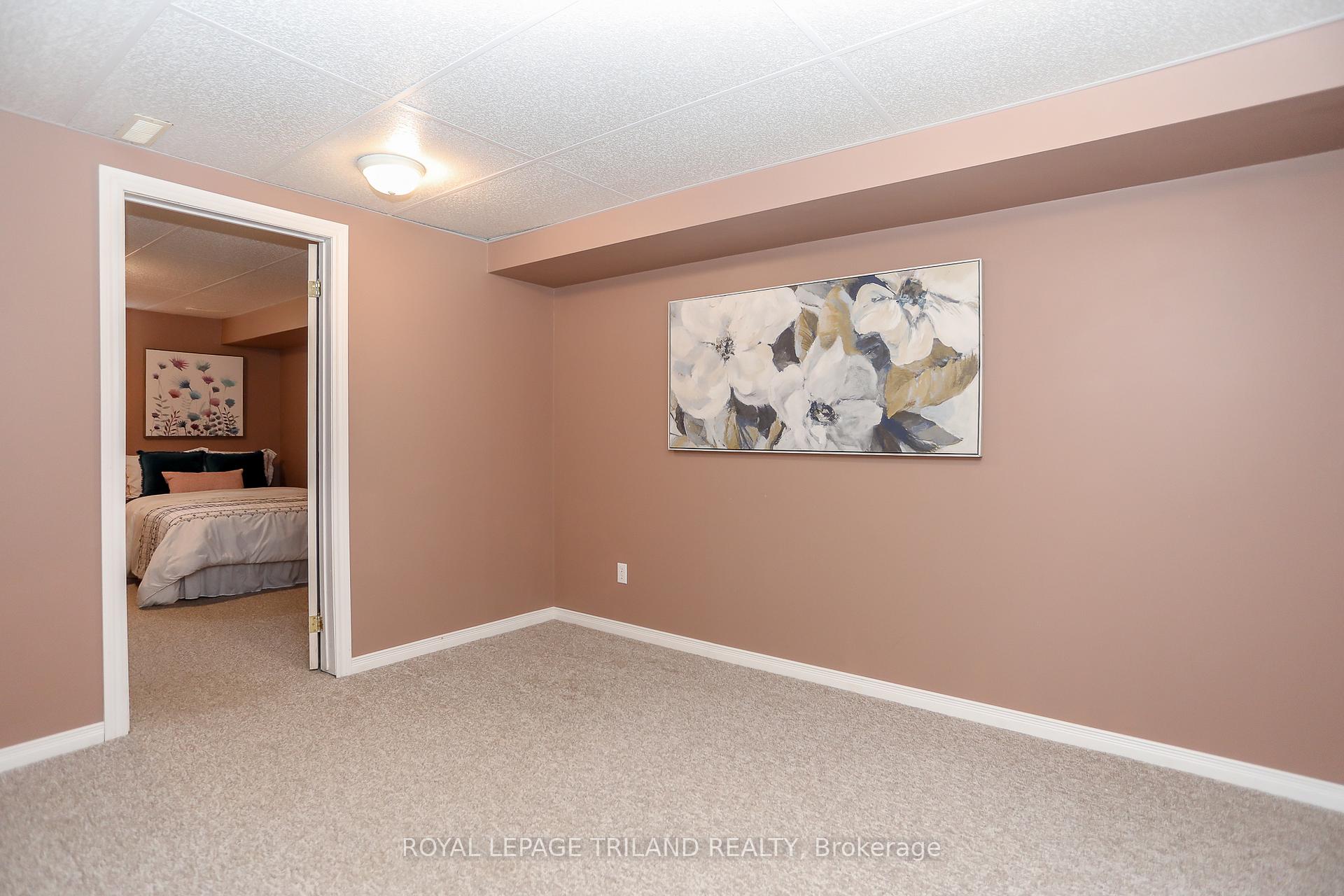 Photo 32 of 20 Linden Lane, St. Thomas — HOMEH