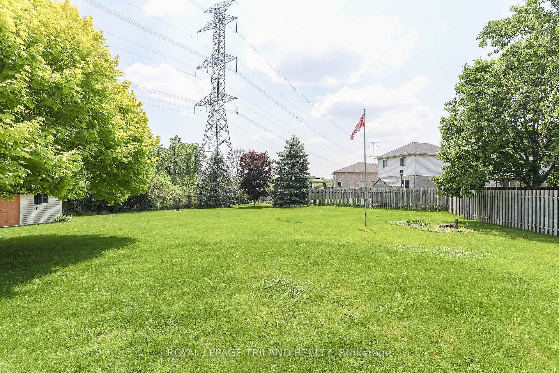 Photo 38 of 20 Linden Lane, St. Thomas — HOMEH