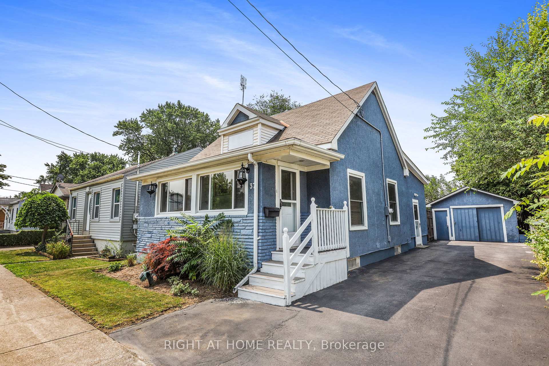 Photo 1 of 37 Cosby Avenue, St. Catharines, Facer — HOMEH