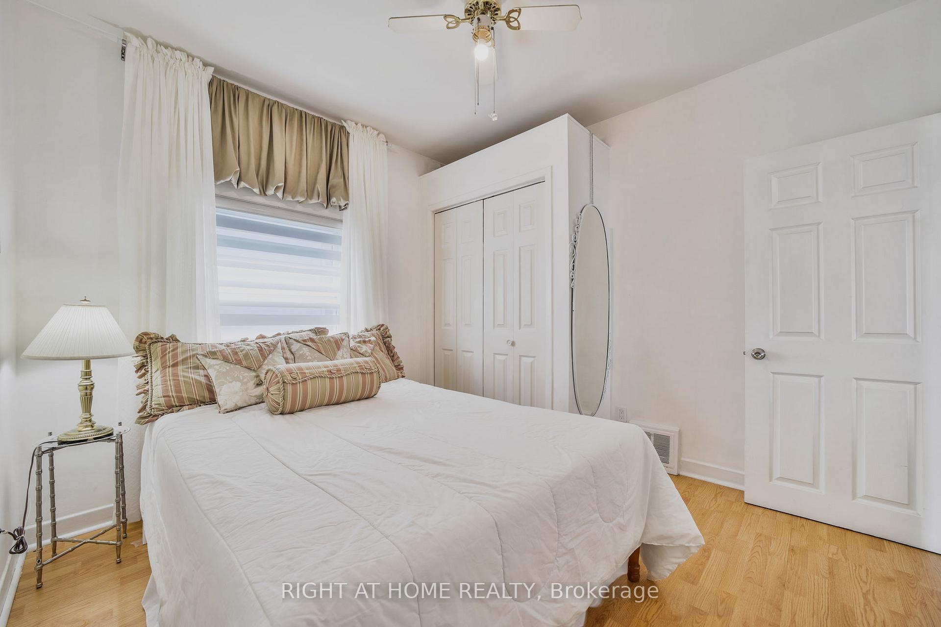 Photo 16 of 37 Cosby Avenue, St. Catharines, Facer — HOMEH