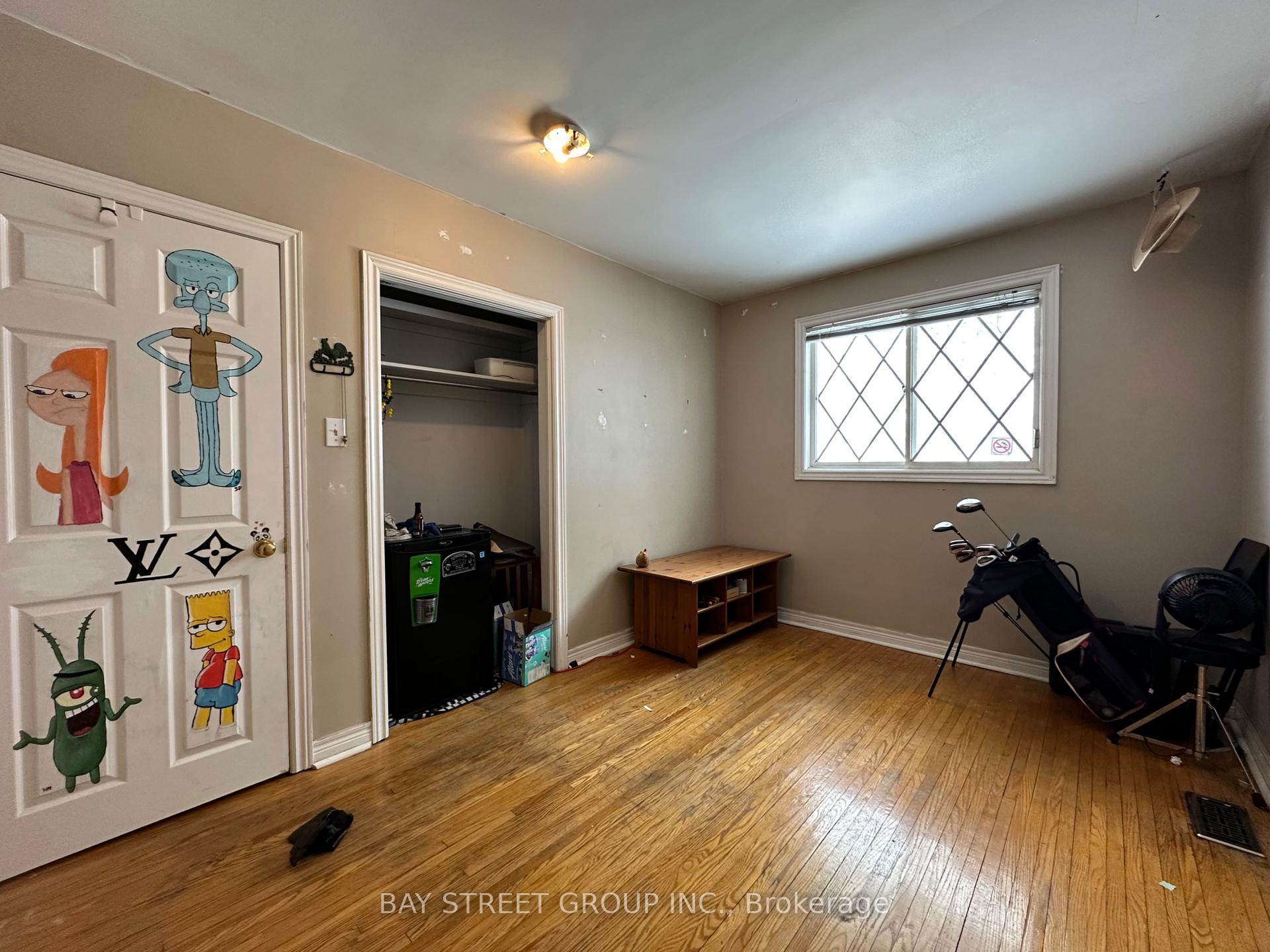 Photo 2 of 8 Balmoral Place E, St. Catharines, Oakdale — HOMEH
