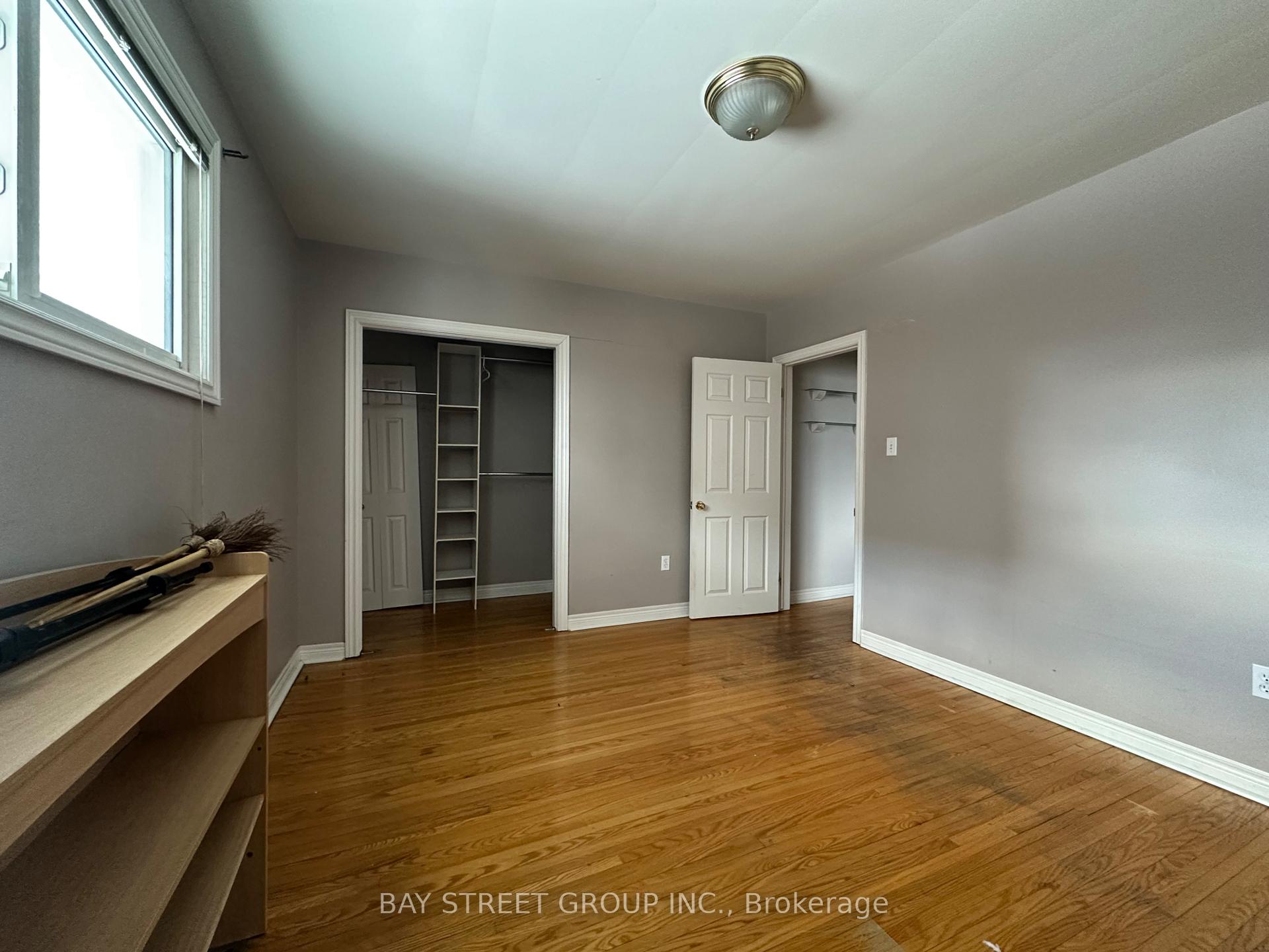 Photo 5 of 8 Balmoral Place E, St. Catharines, Oakdale — HOMEH