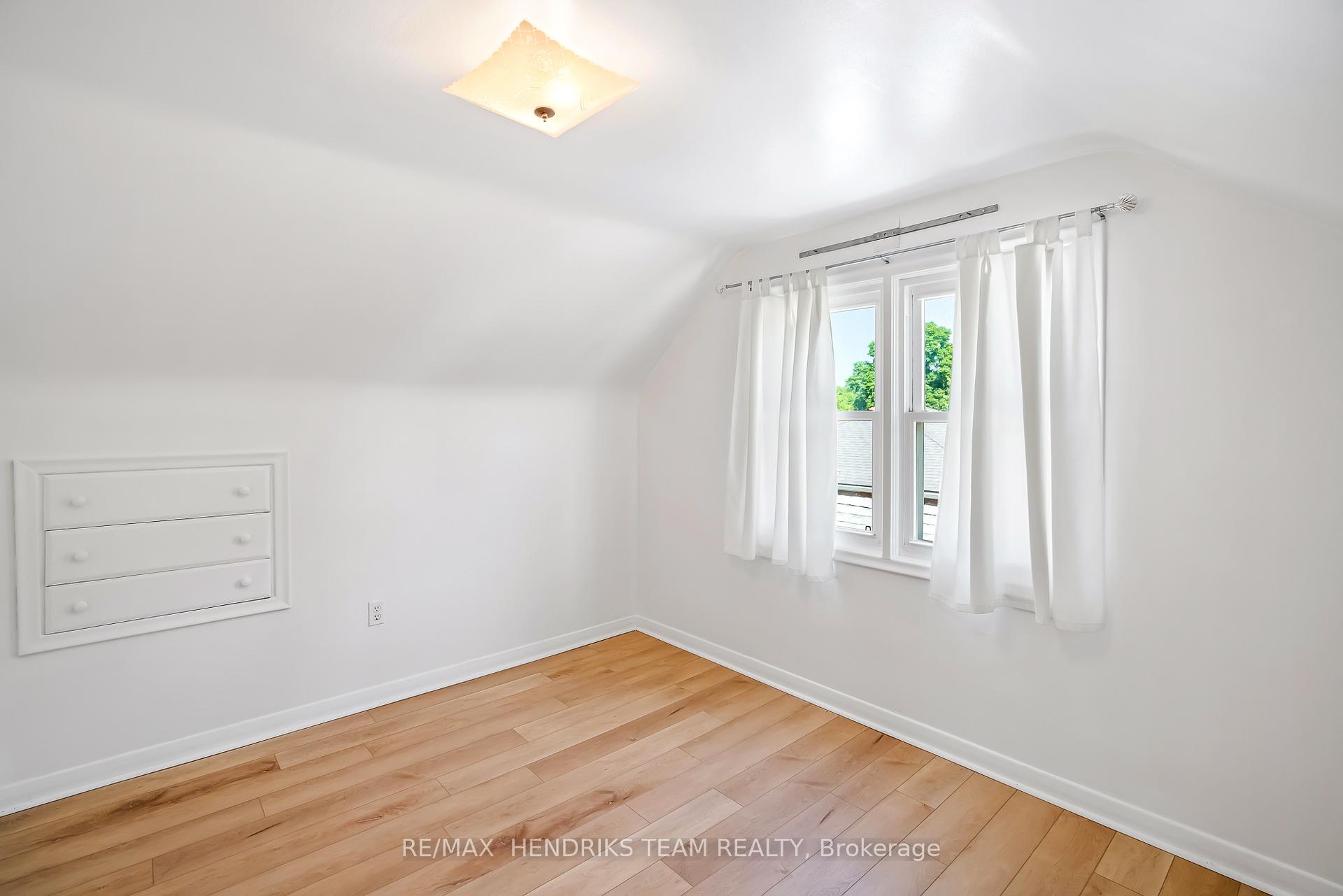 Photo 22 of 311 Linwell Road, St. Catharines, Vine/Linwell — HOMEH