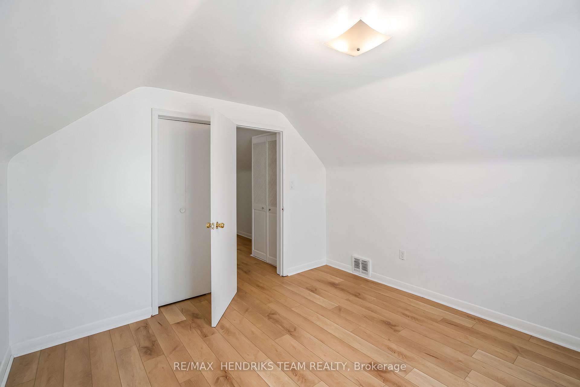Photo 24 of 311 Linwell Road, St. Catharines, Vine/Linwell — HOMEH