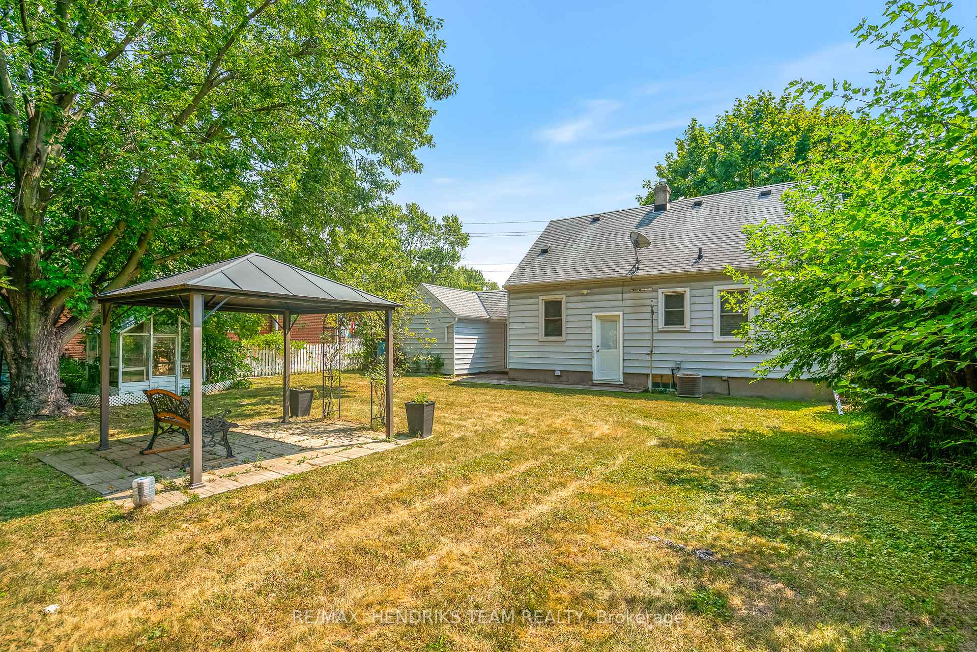 Photo 33 of 311 Linwell Road, St. Catharines, Vine/Linwell — HOMEH