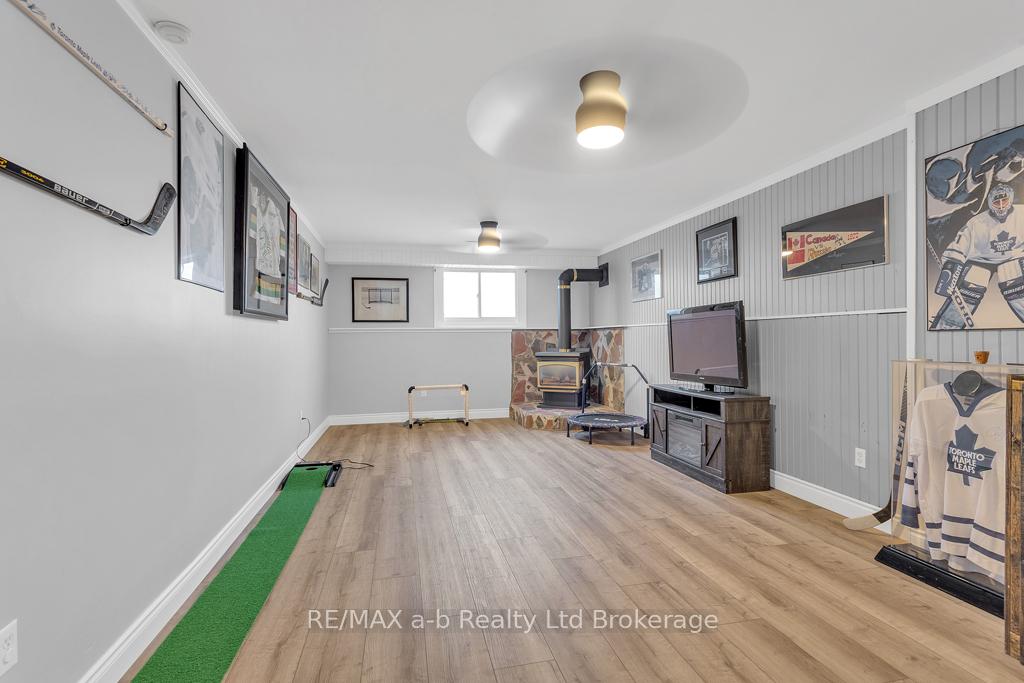 Photo 16 of 72 Ponsford Place, St. Thomas — HOMEH
