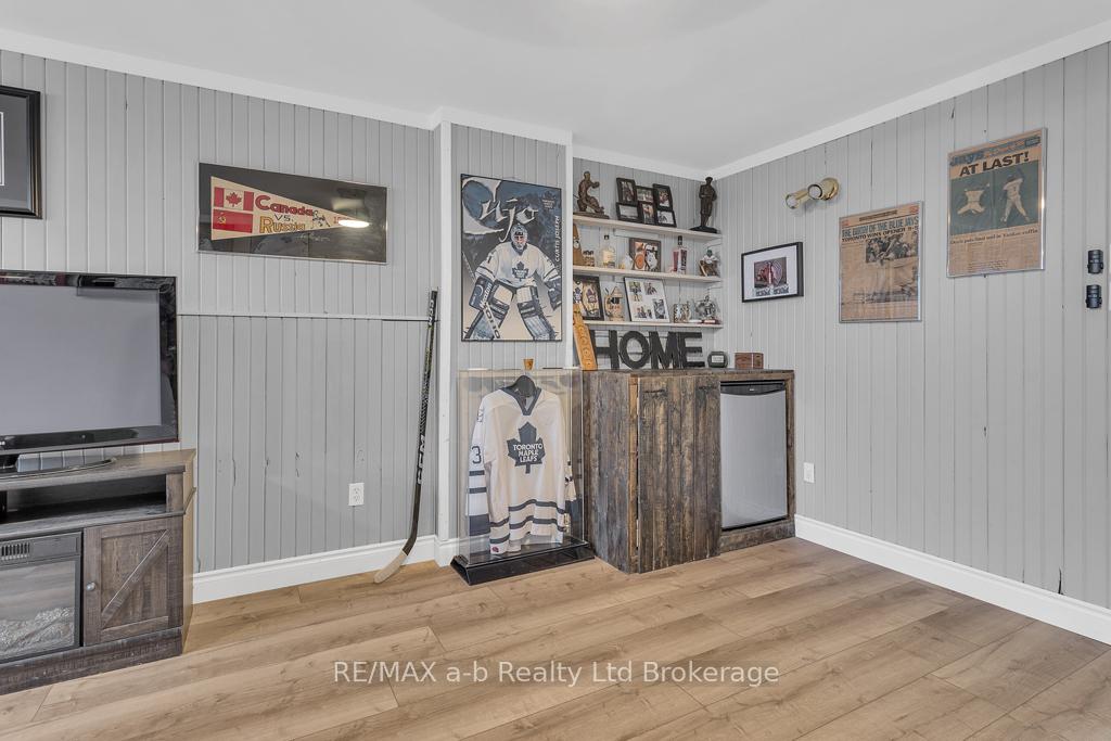 Photo 17 of 72 Ponsford Place, St. Thomas — HOMEH
