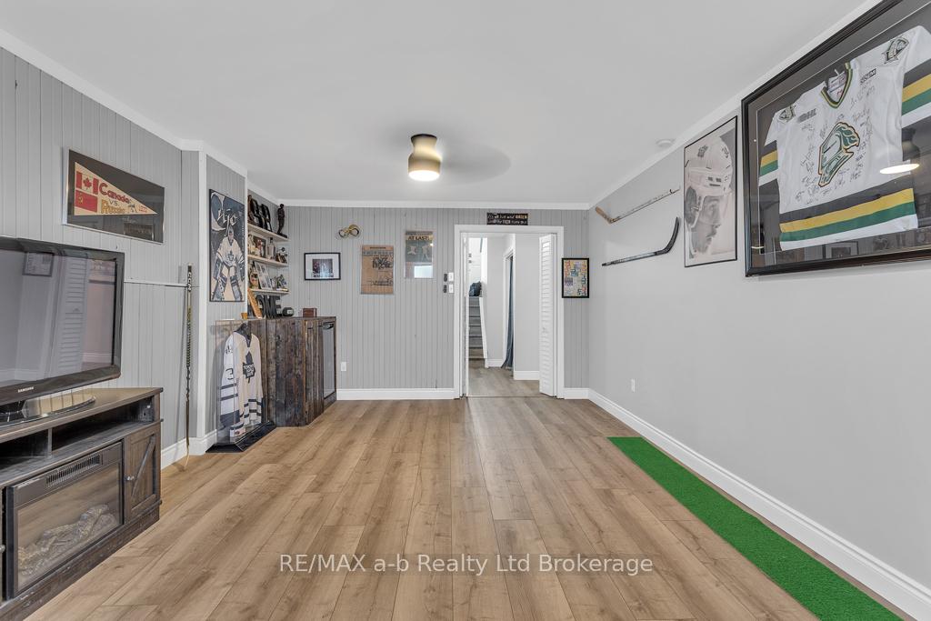 Photo 18 of 72 Ponsford Place, St. Thomas — HOMEH