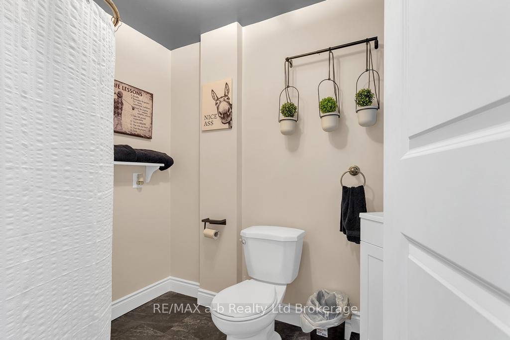 Photo 20 of 72 Ponsford Place, St. Thomas — HOMEH