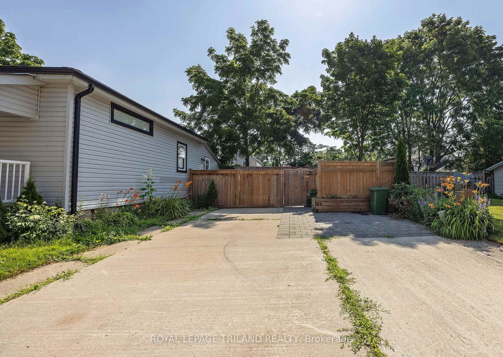 Photo 5 of 7 Penwarden Street, St. Thomas — HOMEH