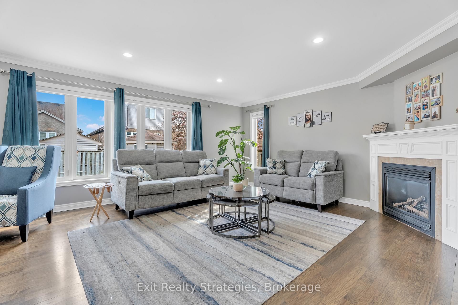 Photo 8 of 18 Briarwood Drive, St. Catharines, Rykert/Vansickle — HOMEH