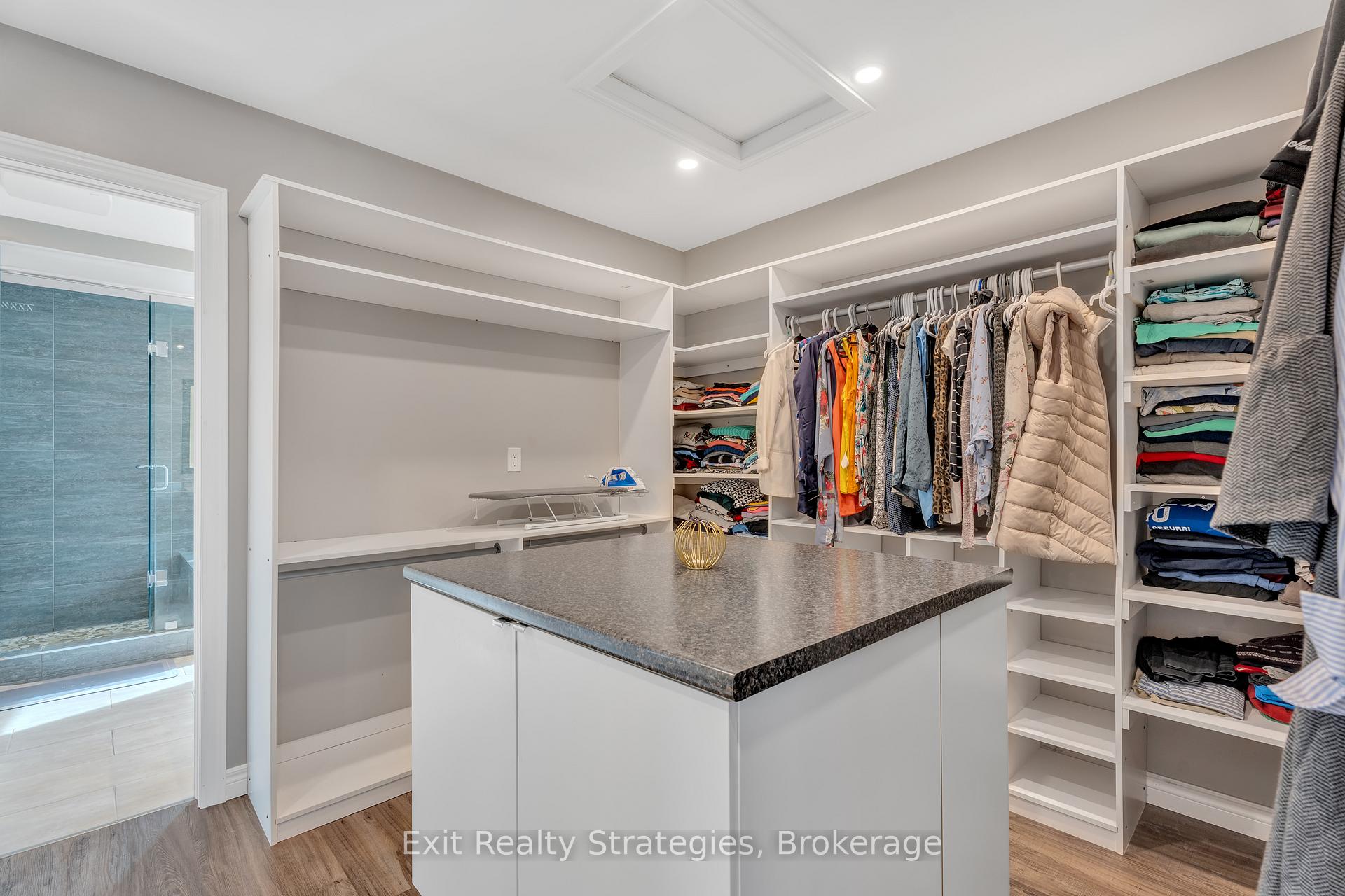 Photo 24 of 18 Briarwood Drive, St. Catharines, Rykert/Vansickle — HOMEH