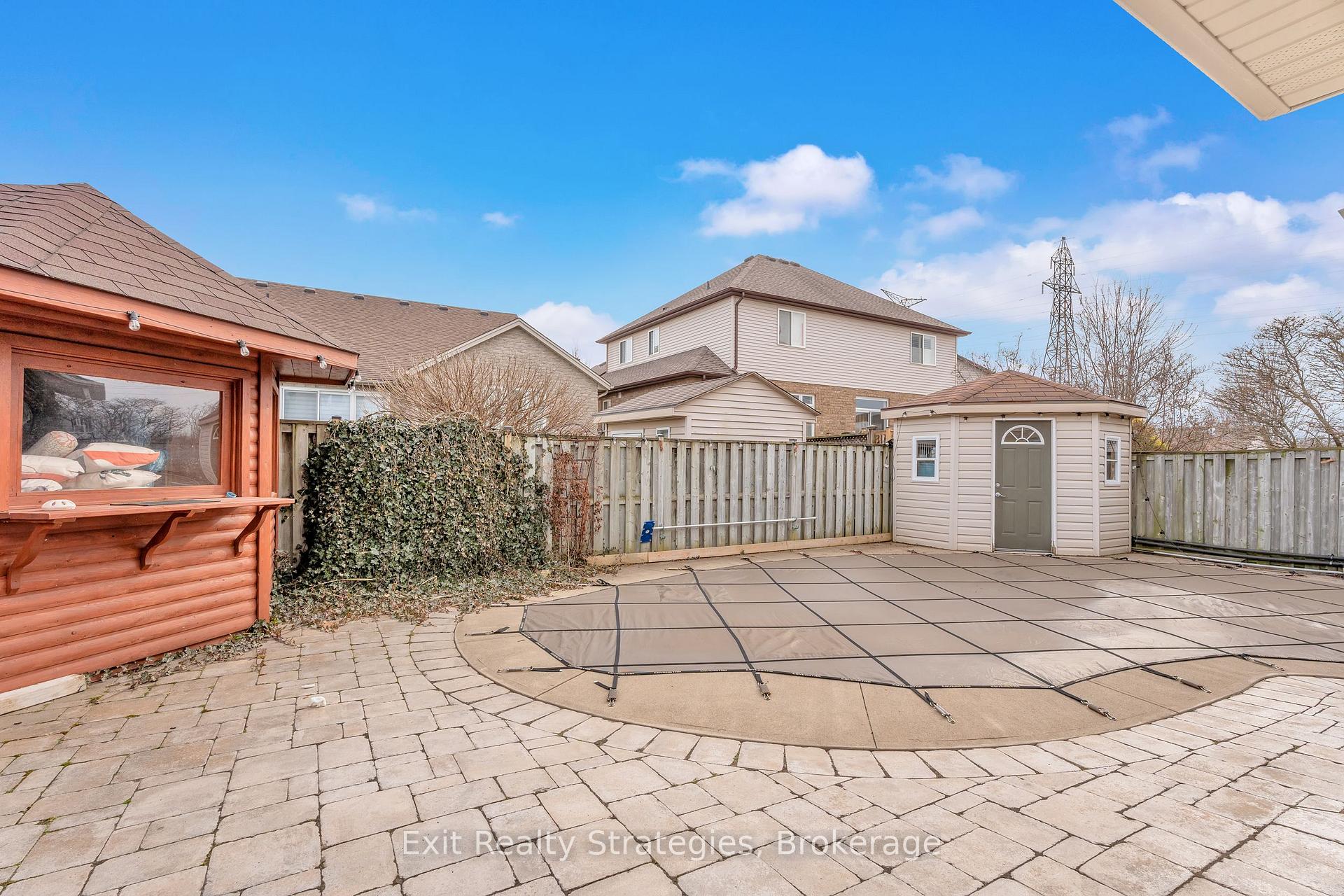 Photo 39 of 18 Briarwood Drive, St. Catharines, Rykert/Vansickle — HOMEH