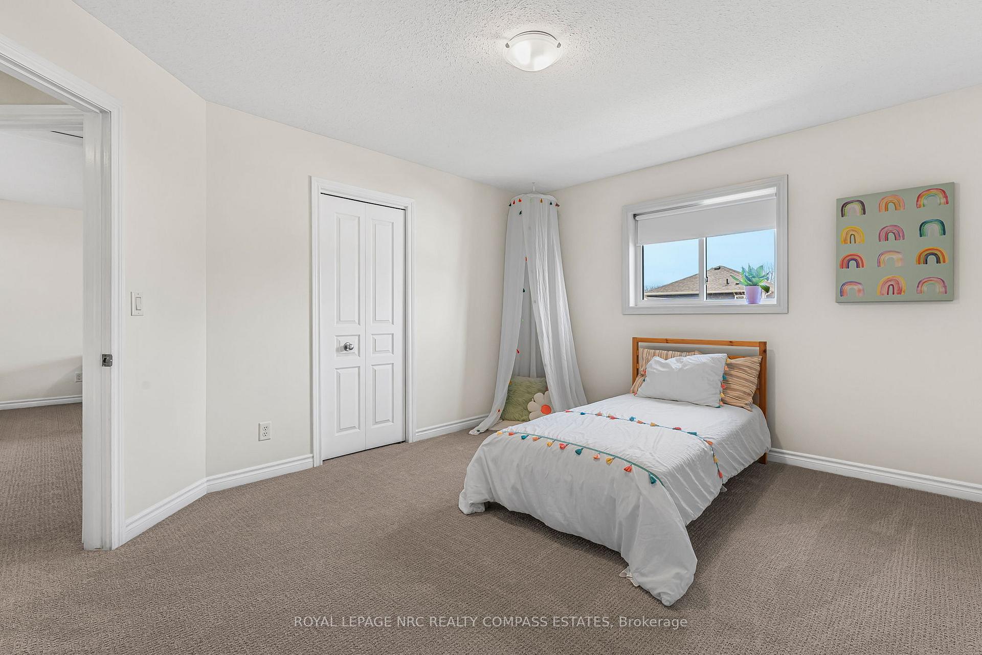 Photo 29 of Unit 4, 41 Broadway Avenue, St. Catharines, Port Weller — HOMEH