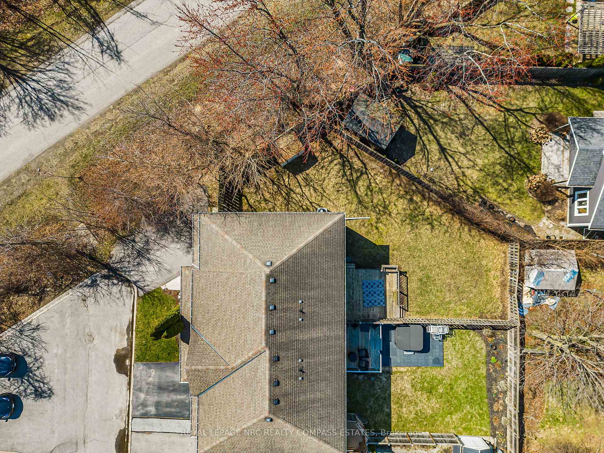 Photo 45 of Unit 4, 41 Broadway Avenue, St. Catharines, Port Weller — HOMEH
