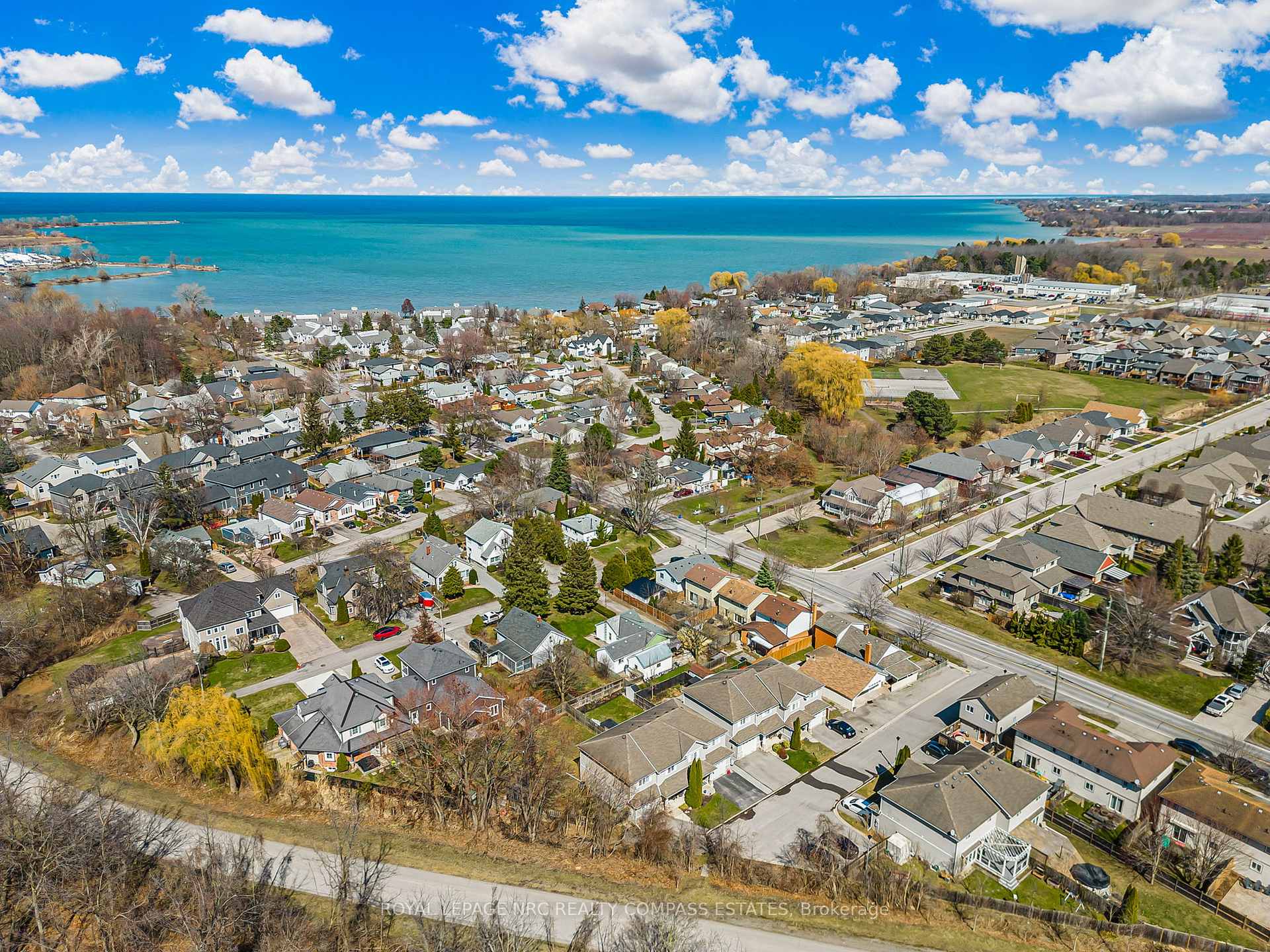 Photo 47 of Unit 4, 41 Broadway Avenue, St. Catharines, Port Weller — HOMEH