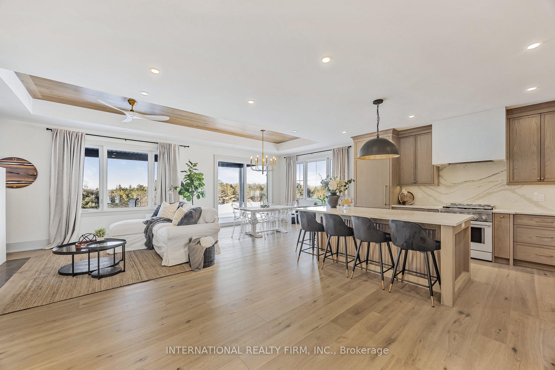 Photo 4 of 2872 Old Second Road S, Springwater, Midhurst — HOMEH