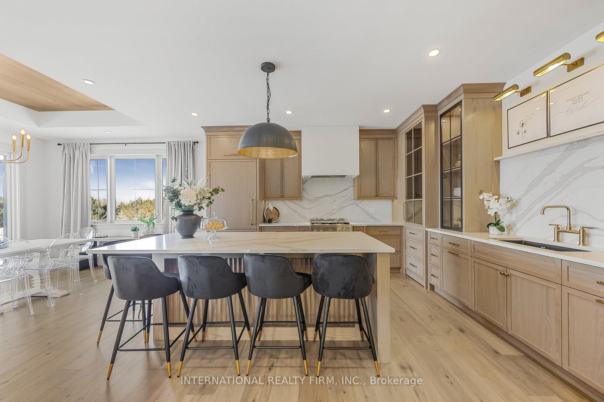 Photo 5 of 2872 Old Second Road S, Springwater, Midhurst — HOMEH