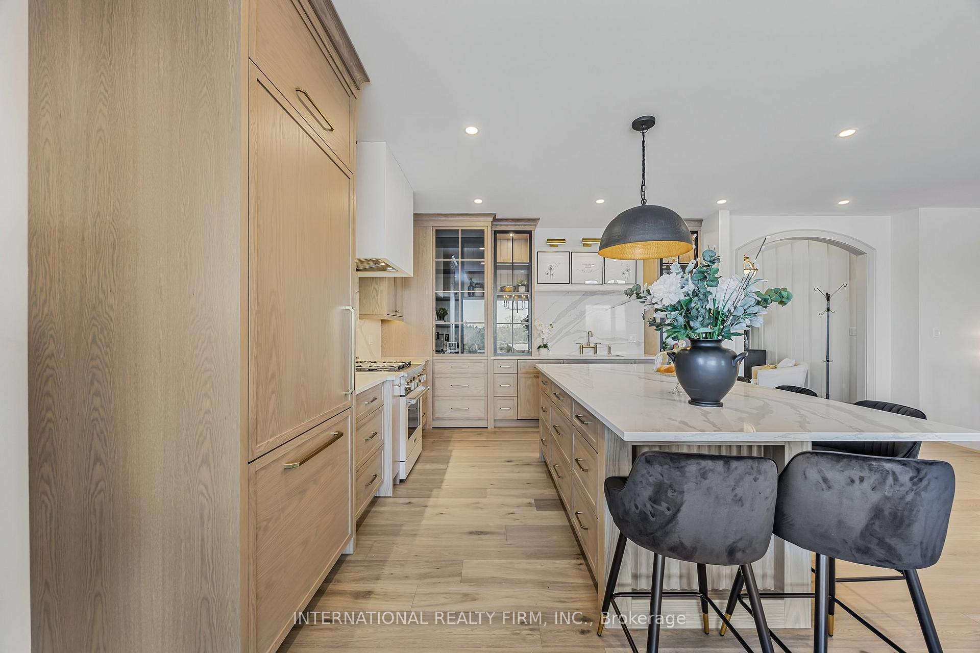 Photo 7 of 2872 Old Second Road S, Springwater, Midhurst — HOMEH