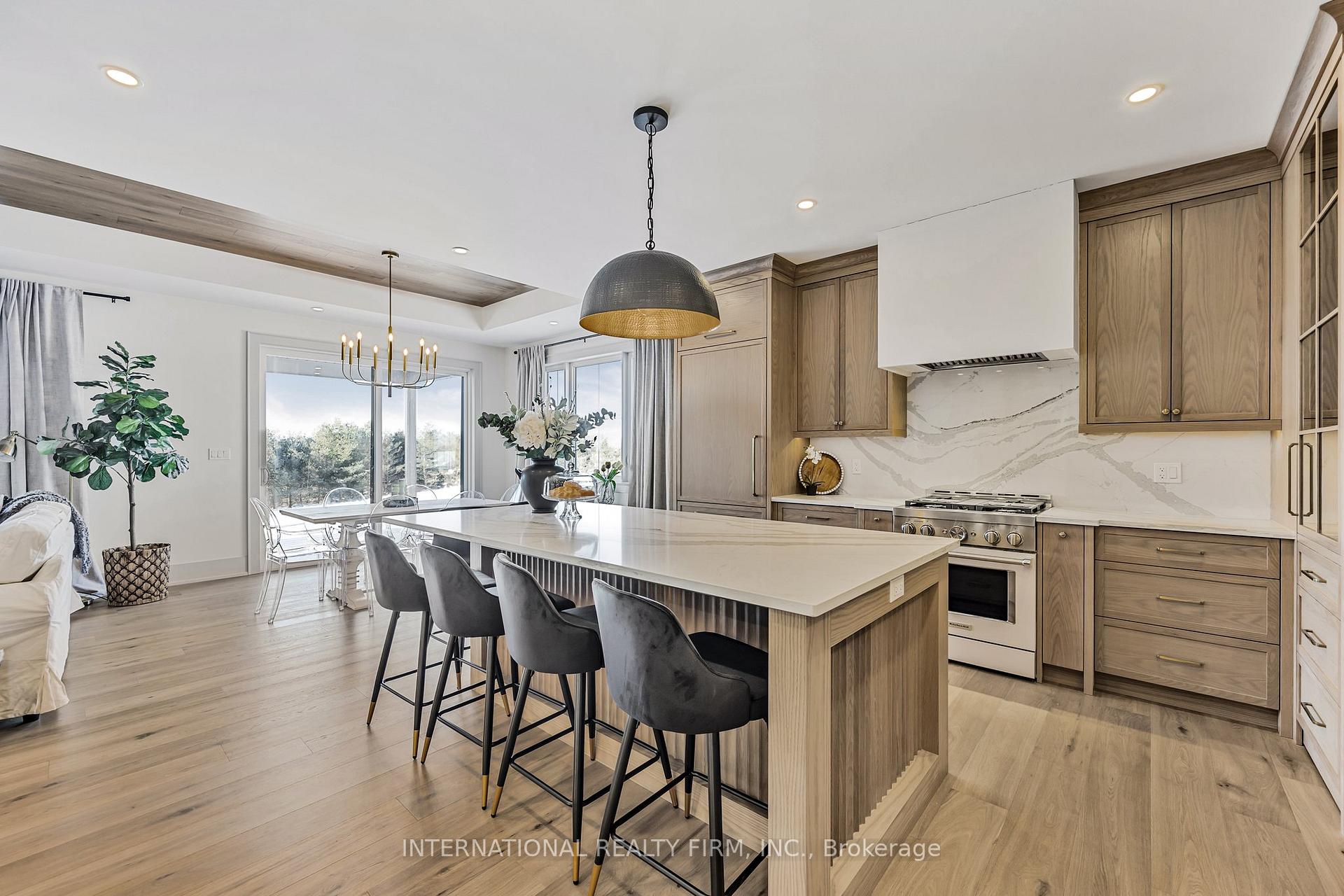 Photo 10 of 2872 Old Second Road S, Springwater, Midhurst — HOMEH