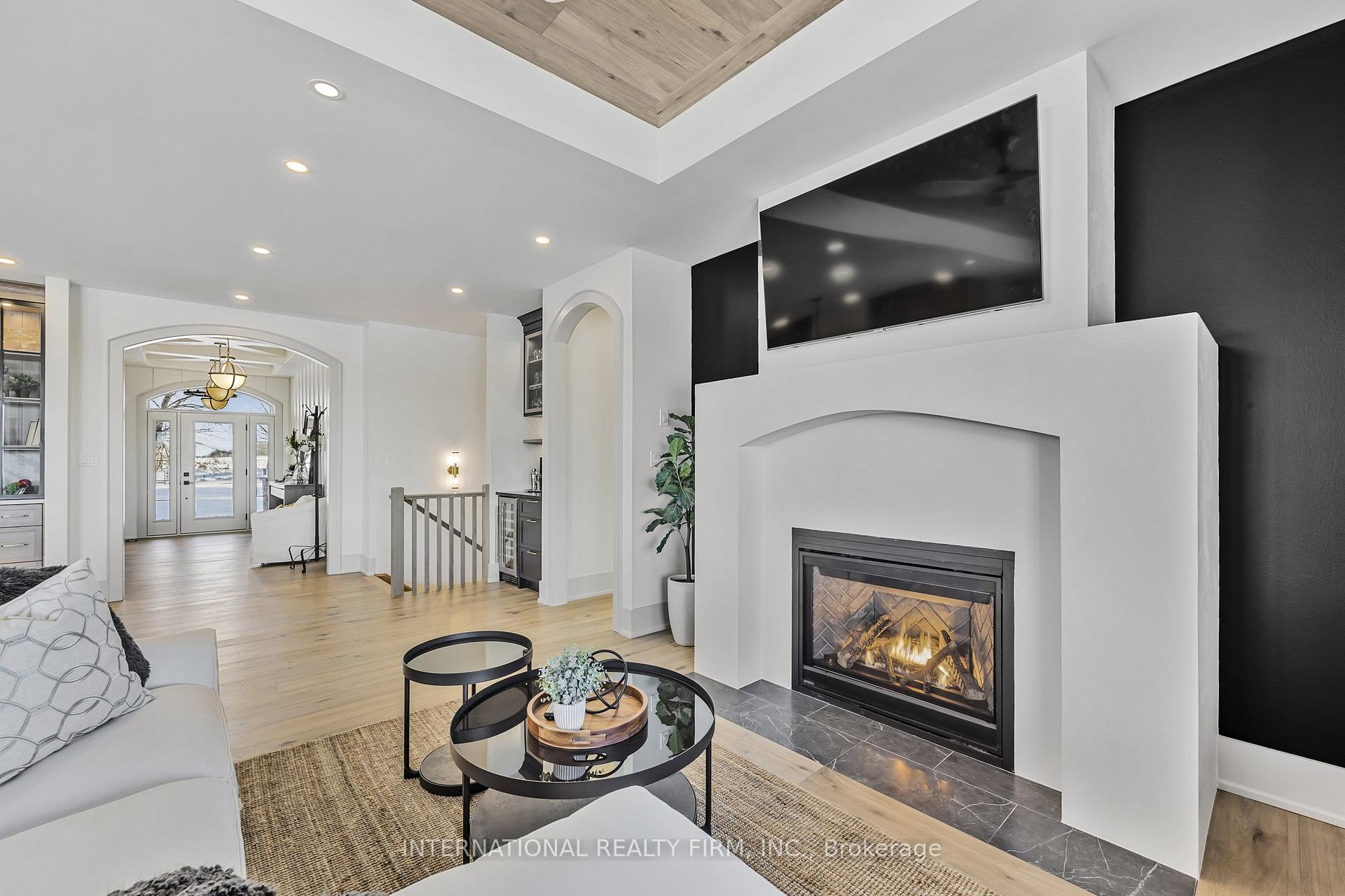 Photo 15 of 2872 Old Second Road S, Springwater, Midhurst — HOMEH