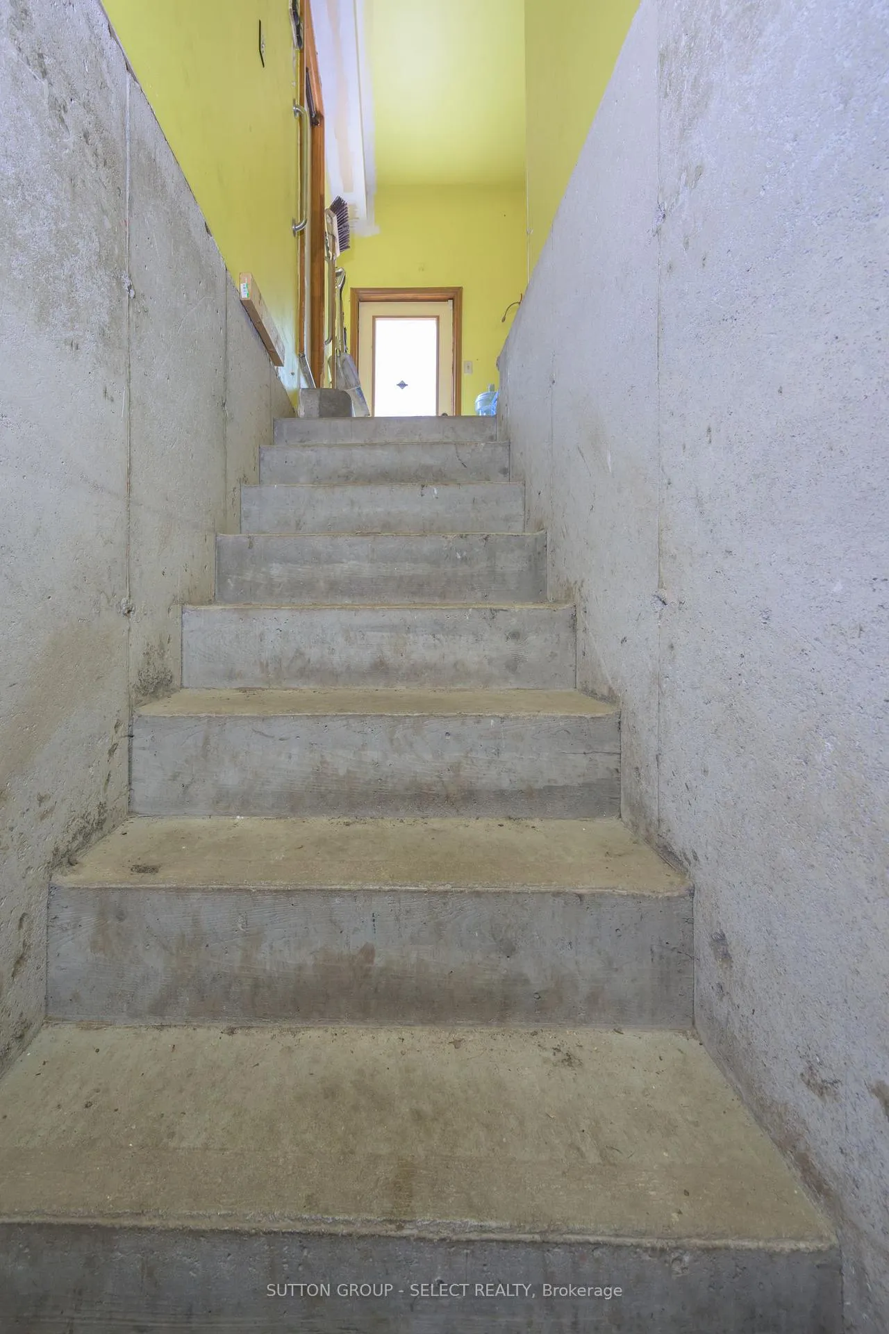 Photo 42 of 40979 Major Line, St. Thomas — HOMEH