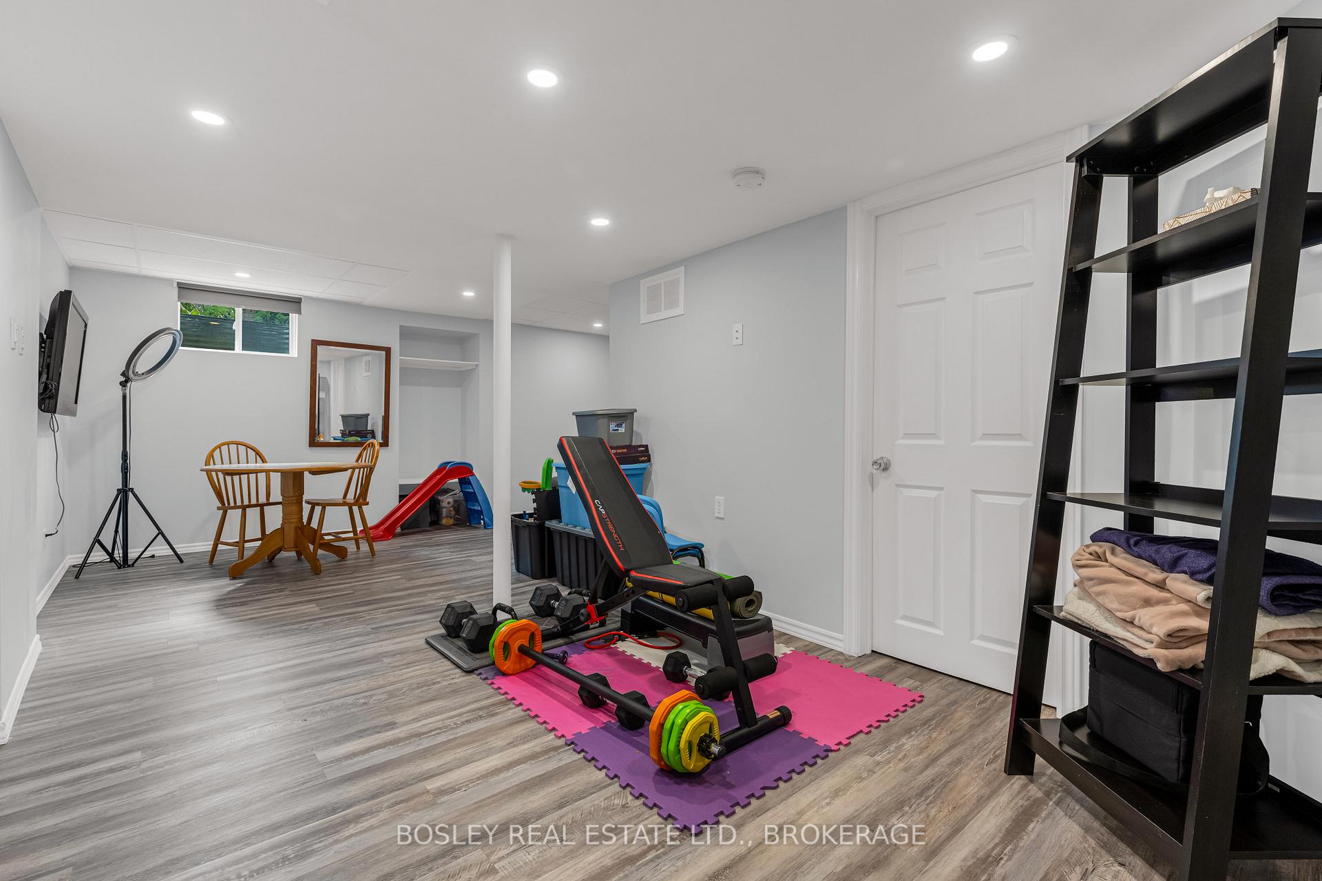 Photo 25 of 5 Chloe Street, St. Catharines, E. Chester — HOMEH