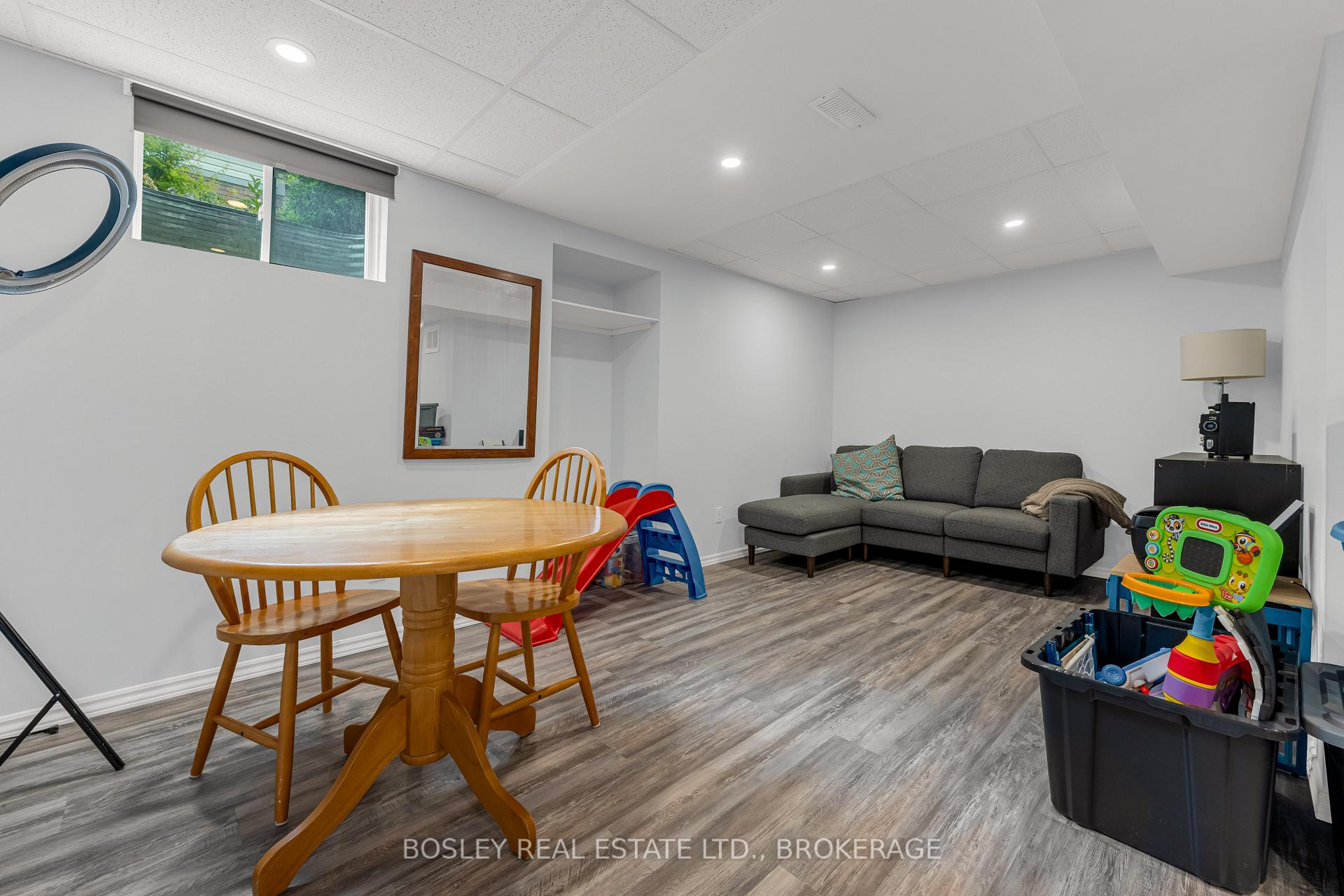 Photo 26 of 5 Chloe Street, St. Catharines, E. Chester — HOMEH