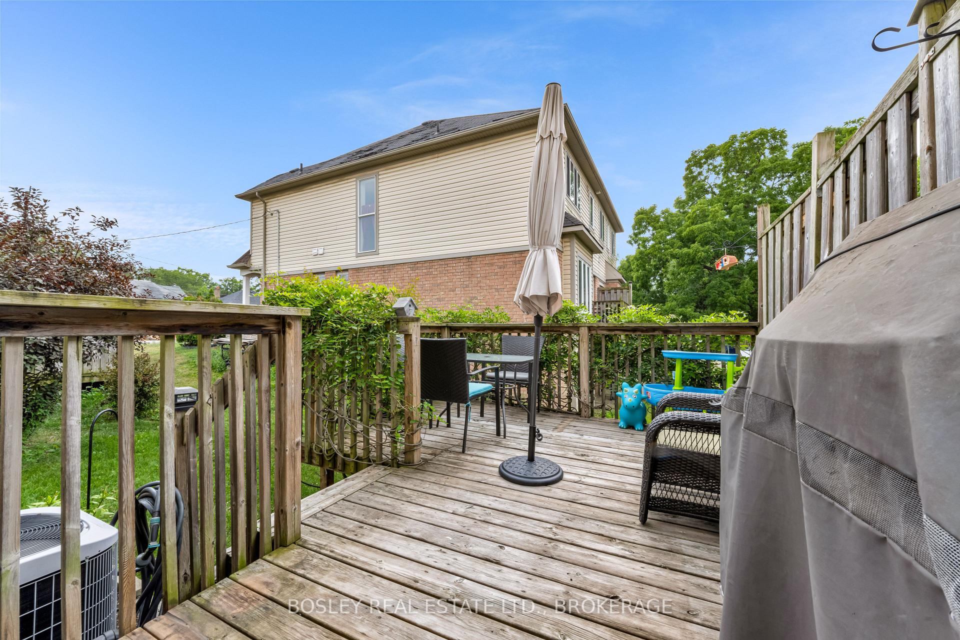 Photo 27 of 5 Chloe Street, St. Catharines, E. Chester — HOMEH