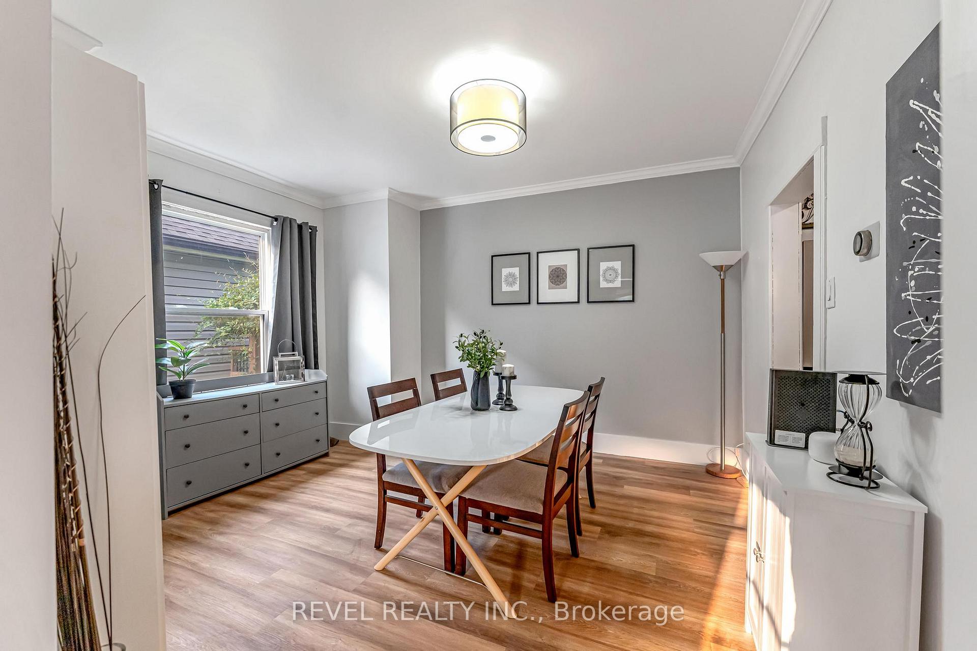 Photo 4 of 42 Berryman Avenue, St. Catharines, E. Chester — HOMEH
