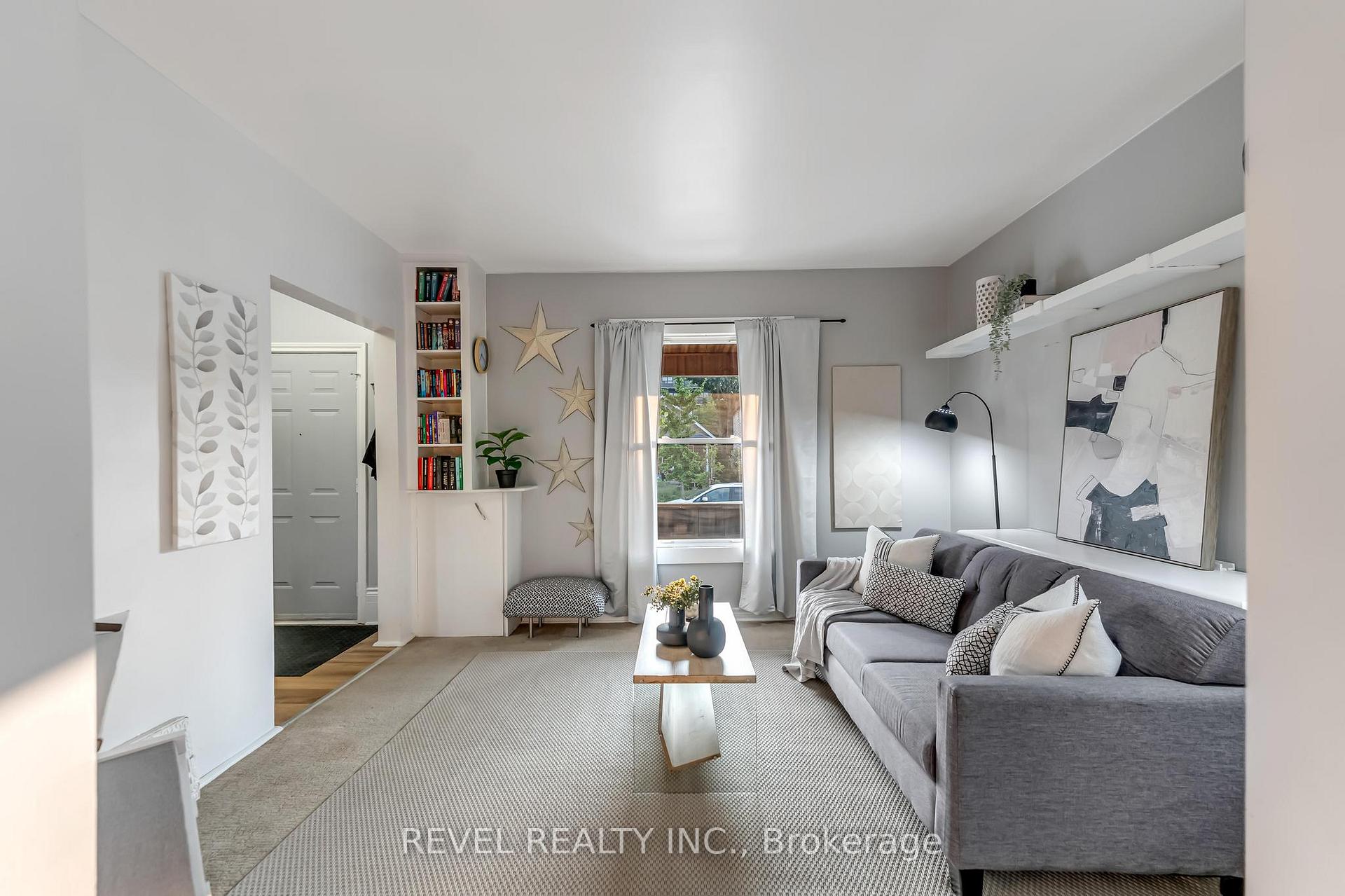 Photo 9 of 42 Berryman Avenue, St. Catharines, E. Chester — HOMEH