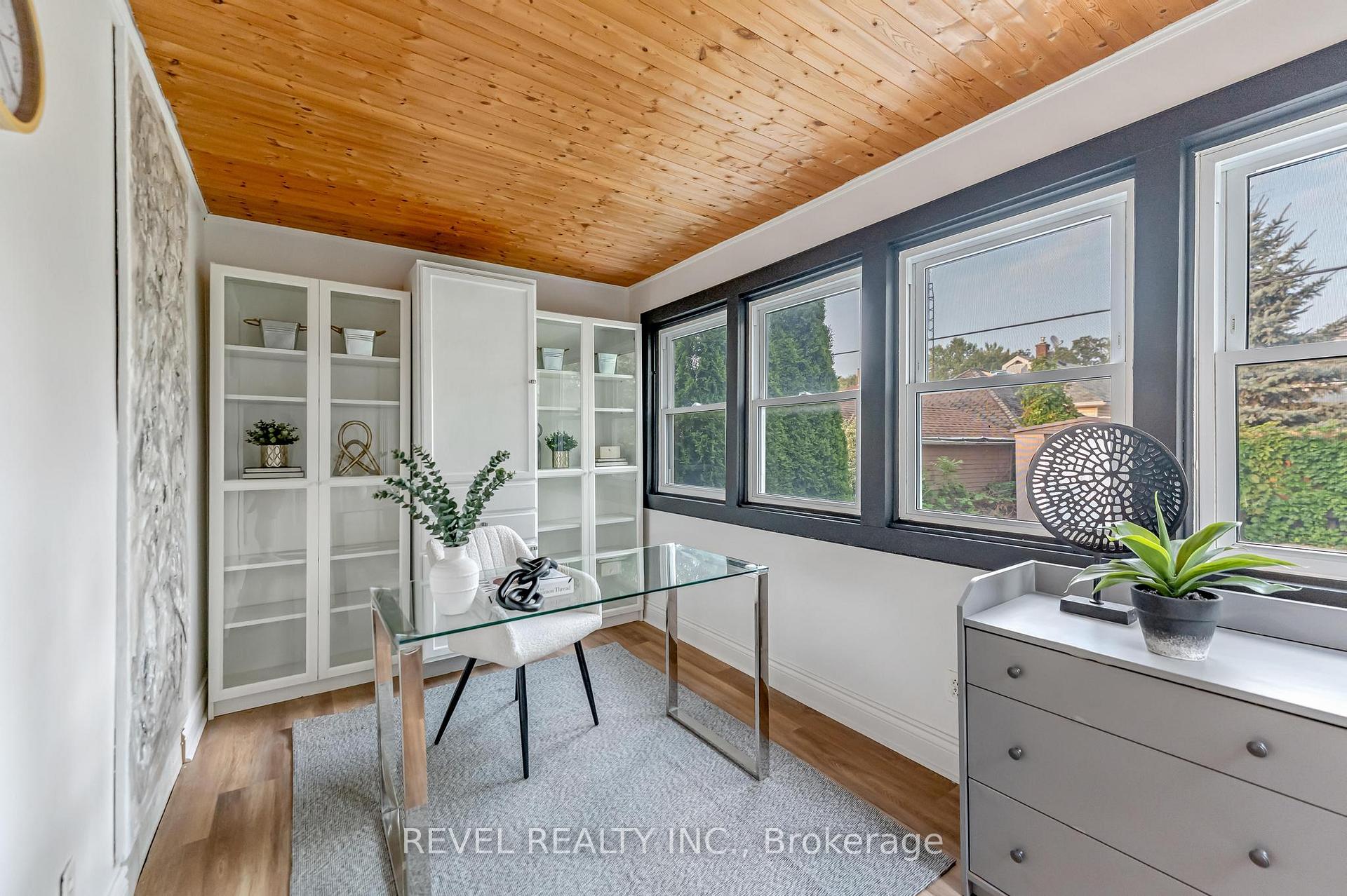 Photo 14 of 42 Berryman Avenue, St. Catharines, E. Chester — HOMEH
