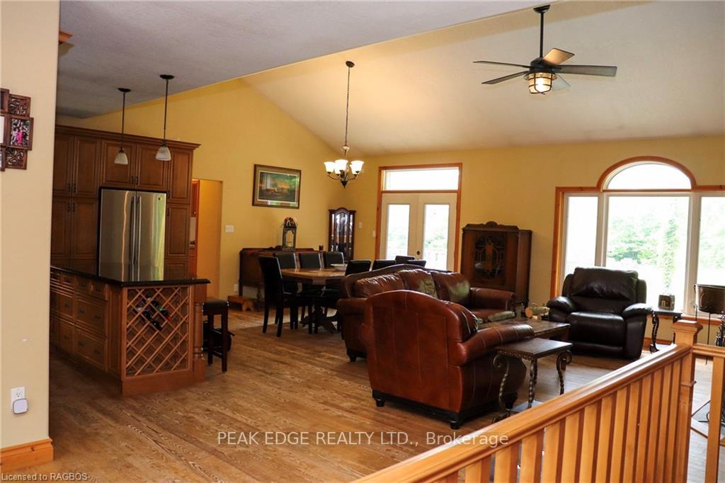 Photo 18 of 2511 George Parkway, Springwater, Snow Valley — HOMEH