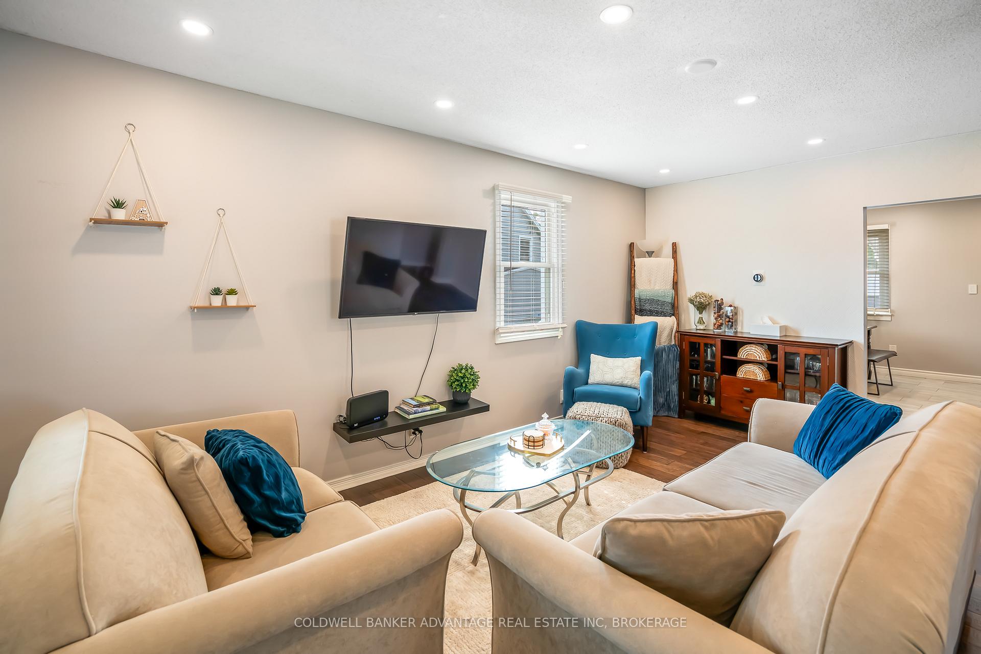 Photo 10 of 38 Hamilton Street, St. Catharines, Western Hill — HOMEH