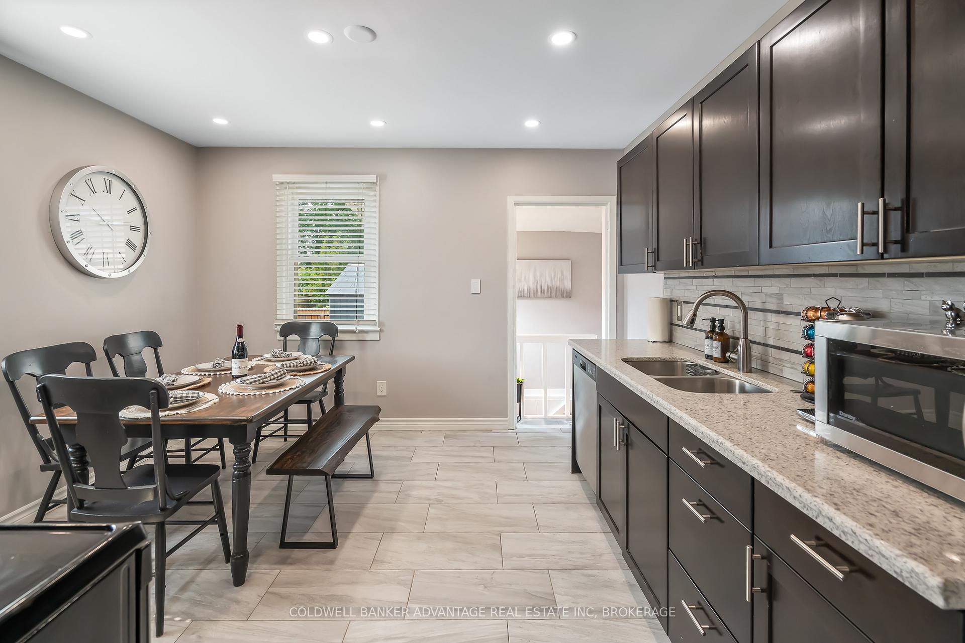 Photo 13 of 38 Hamilton Street, St. Catharines, Western Hill — HOMEH