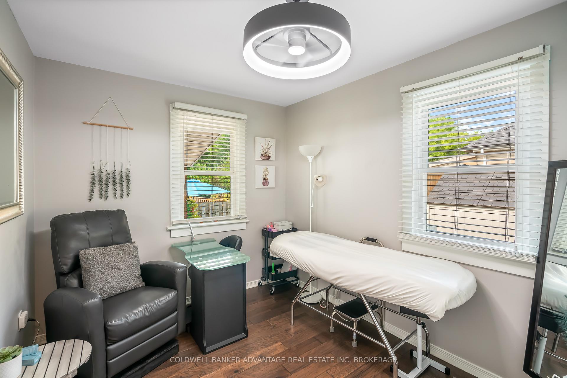 Photo 19 of 38 Hamilton Street, St. Catharines, Western Hill — HOMEH