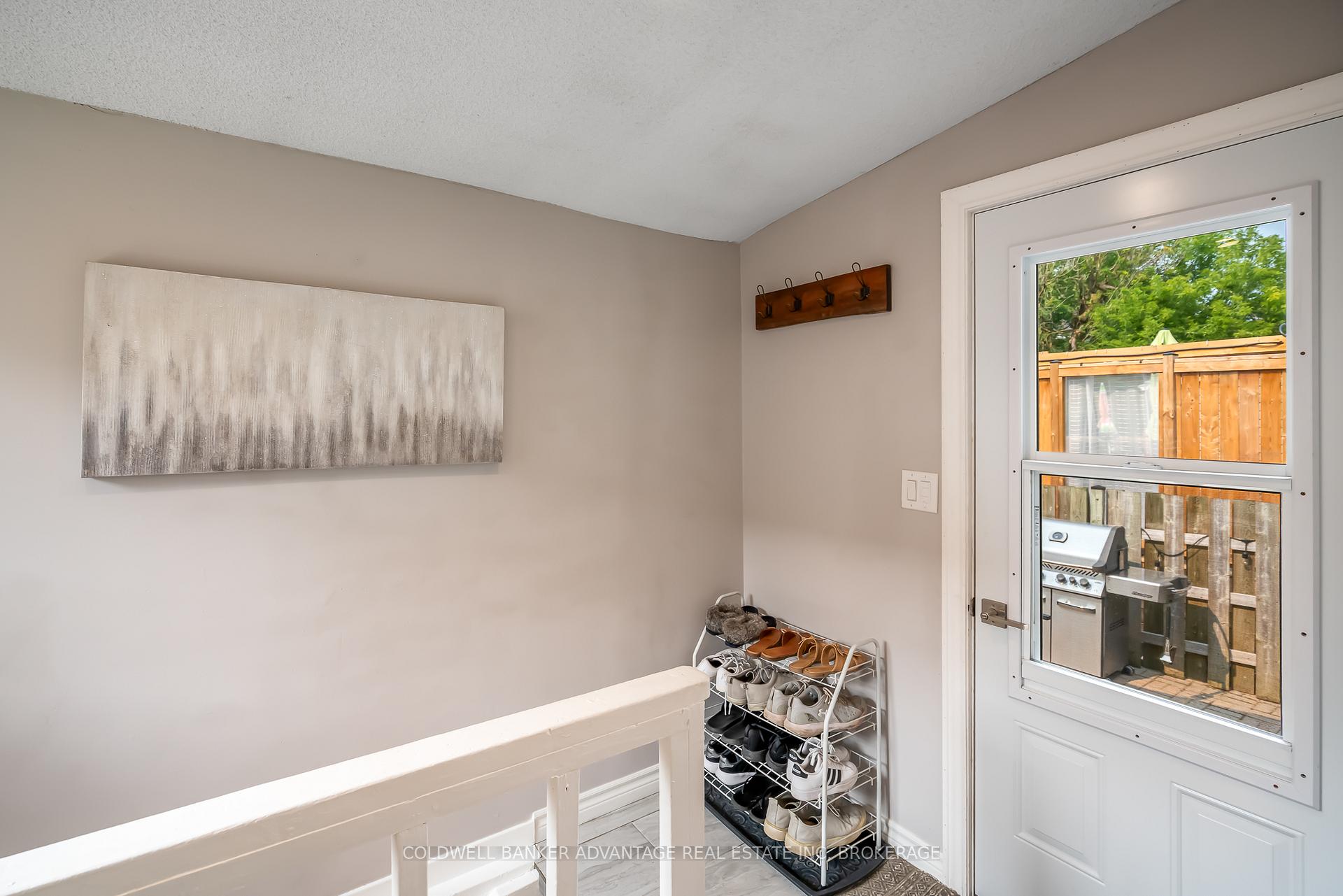 Photo 20 of 38 Hamilton Street, St. Catharines, Western Hill — HOMEH