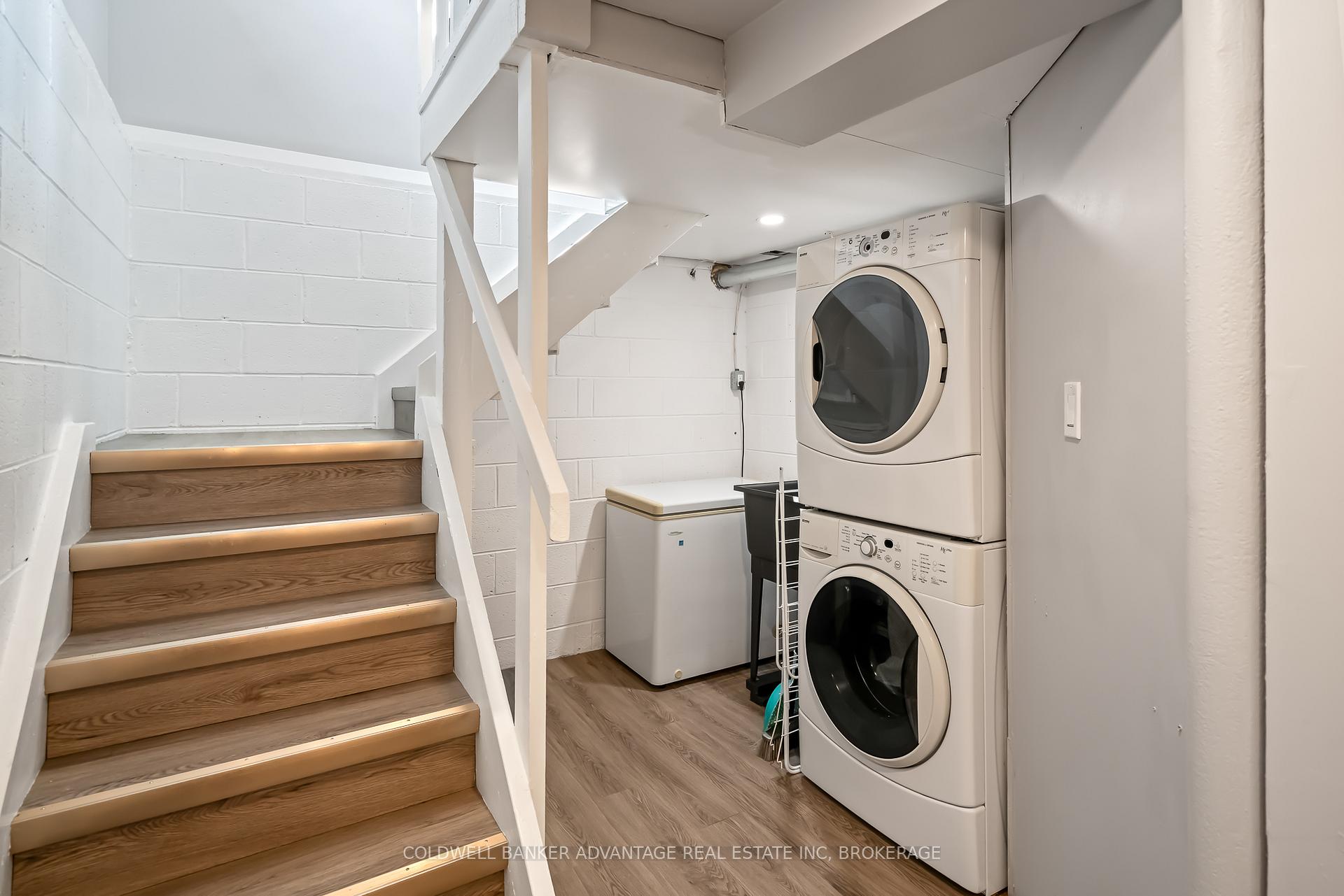 Photo 22 of 38 Hamilton Street, St. Catharines, Western Hill — HOMEH