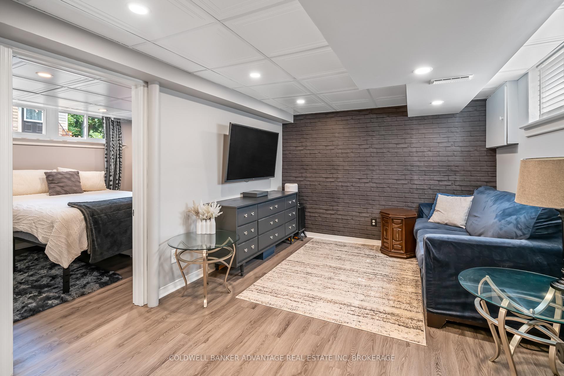 Photo 24 of 38 Hamilton Street, St. Catharines, Western Hill — HOMEH