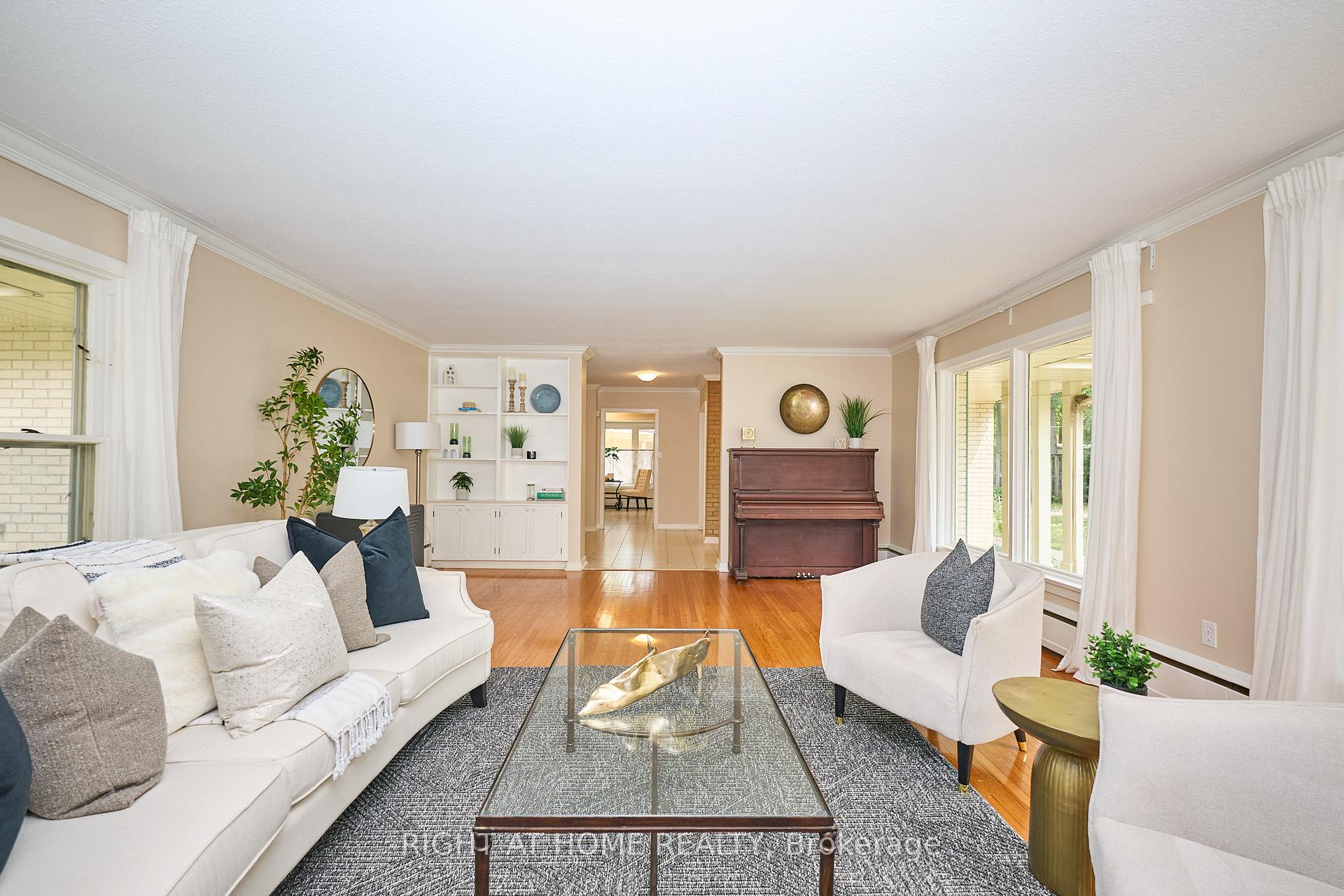 Photo 8 of 179 Lockhart Drive, St. Catharines, Glendale/Glenridge — HOMEH