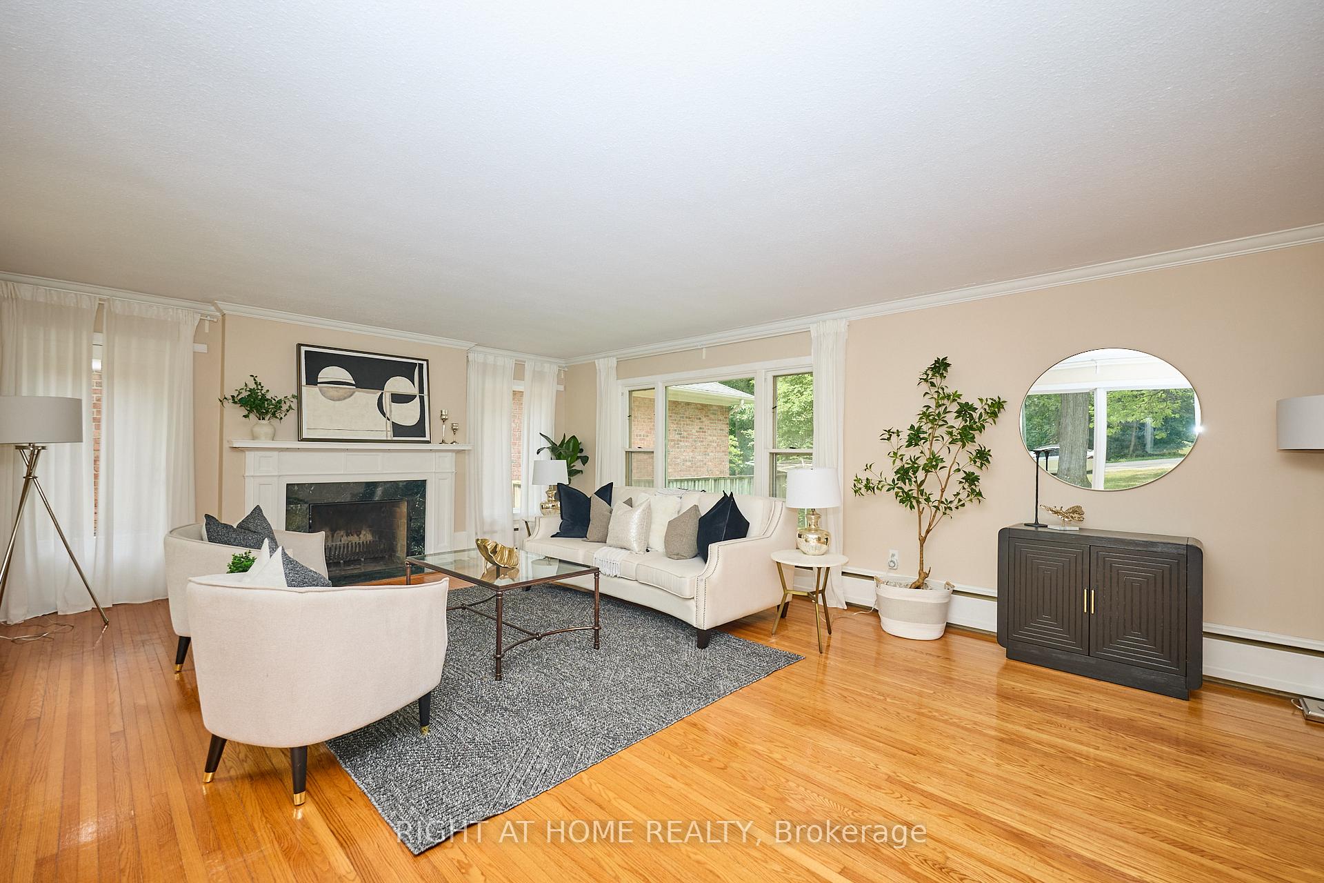 Photo 9 of 179 Lockhart Drive, St. Catharines, Glendale/Glenridge — HOMEH