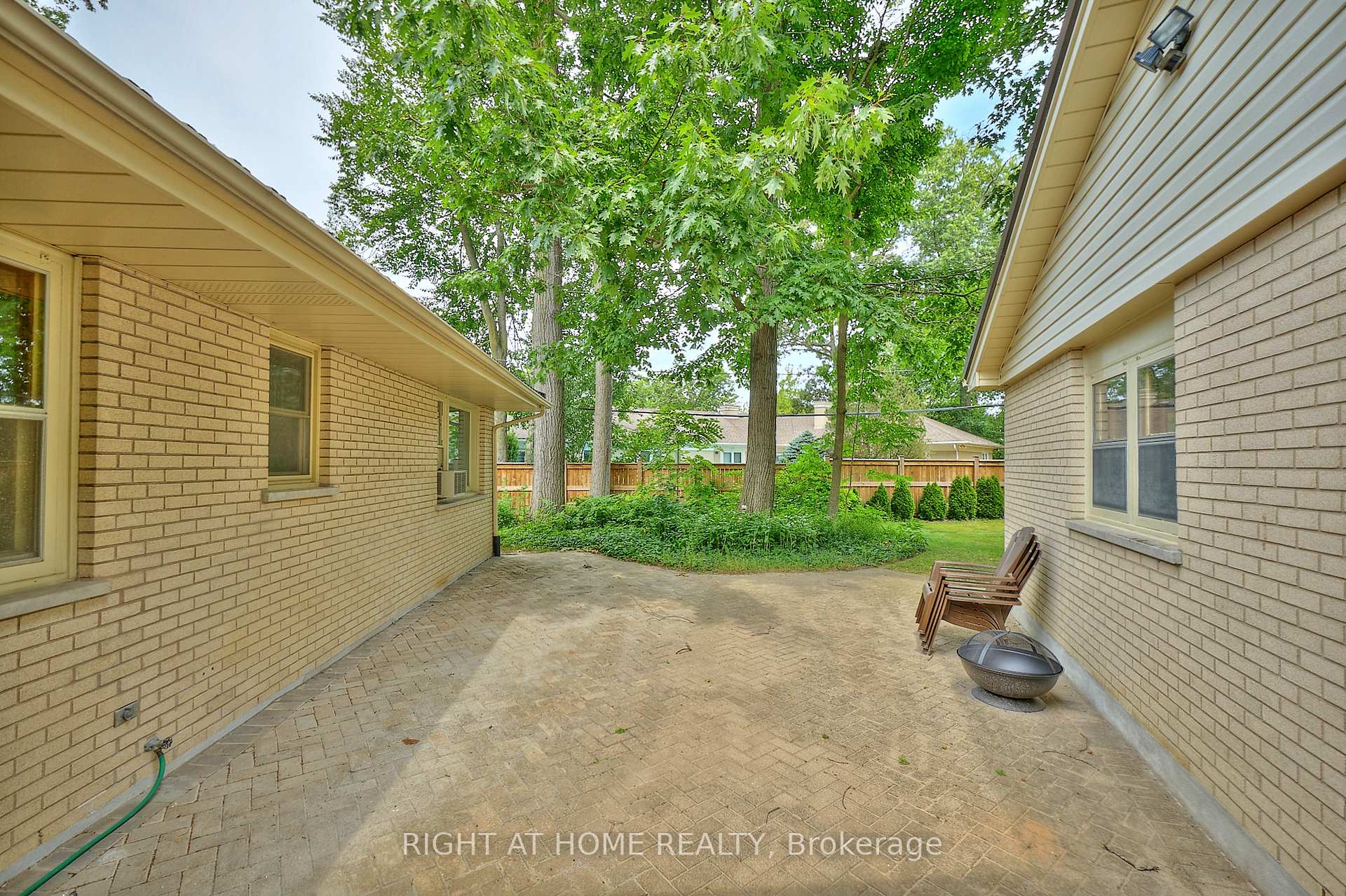Photo 31 of 179 Lockhart Drive, St. Catharines, Glendale/Glenridge — HOMEH
