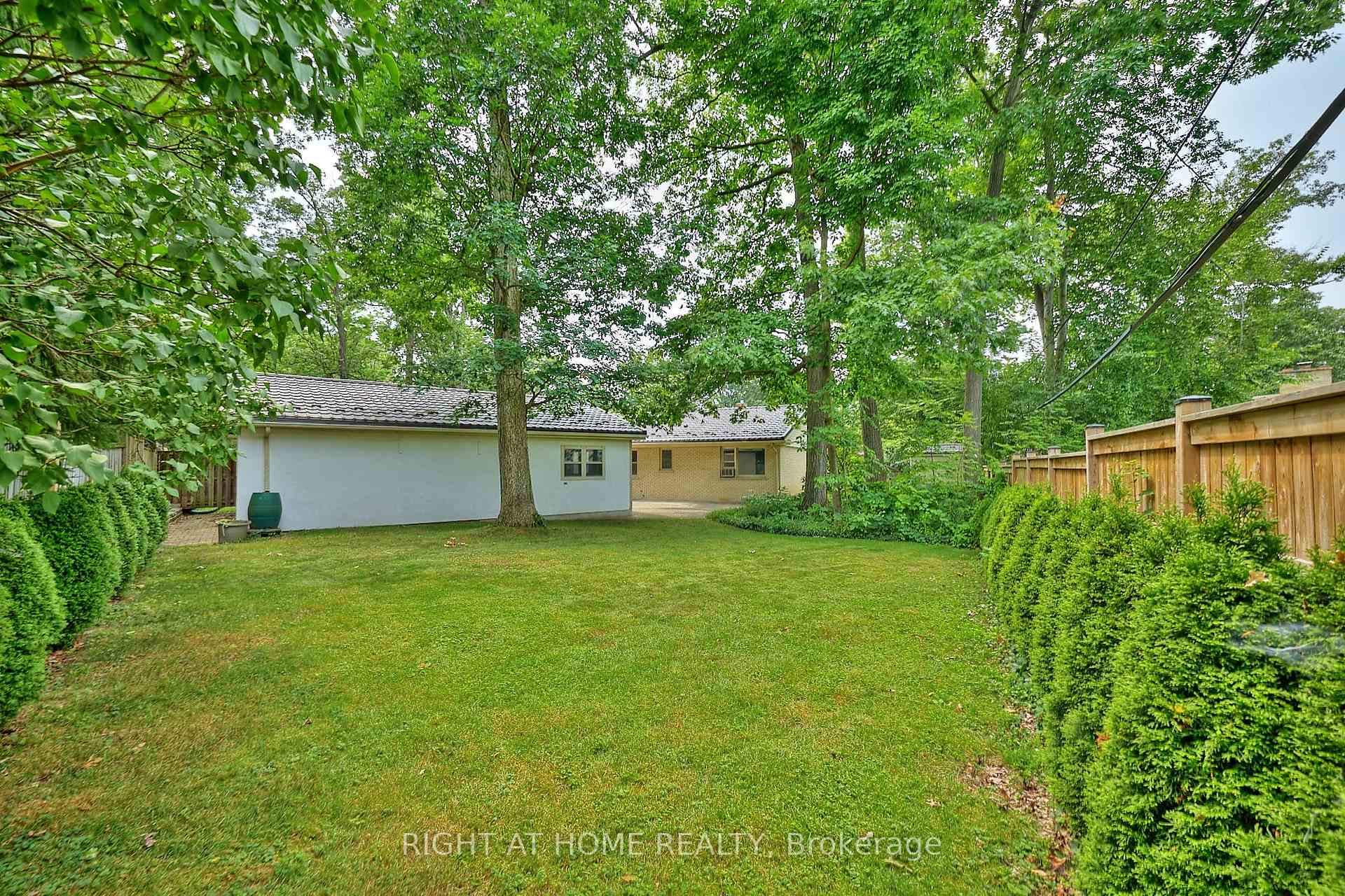 Photo 34 of 179 Lockhart Drive, St. Catharines, Glendale/Glenridge — HOMEH