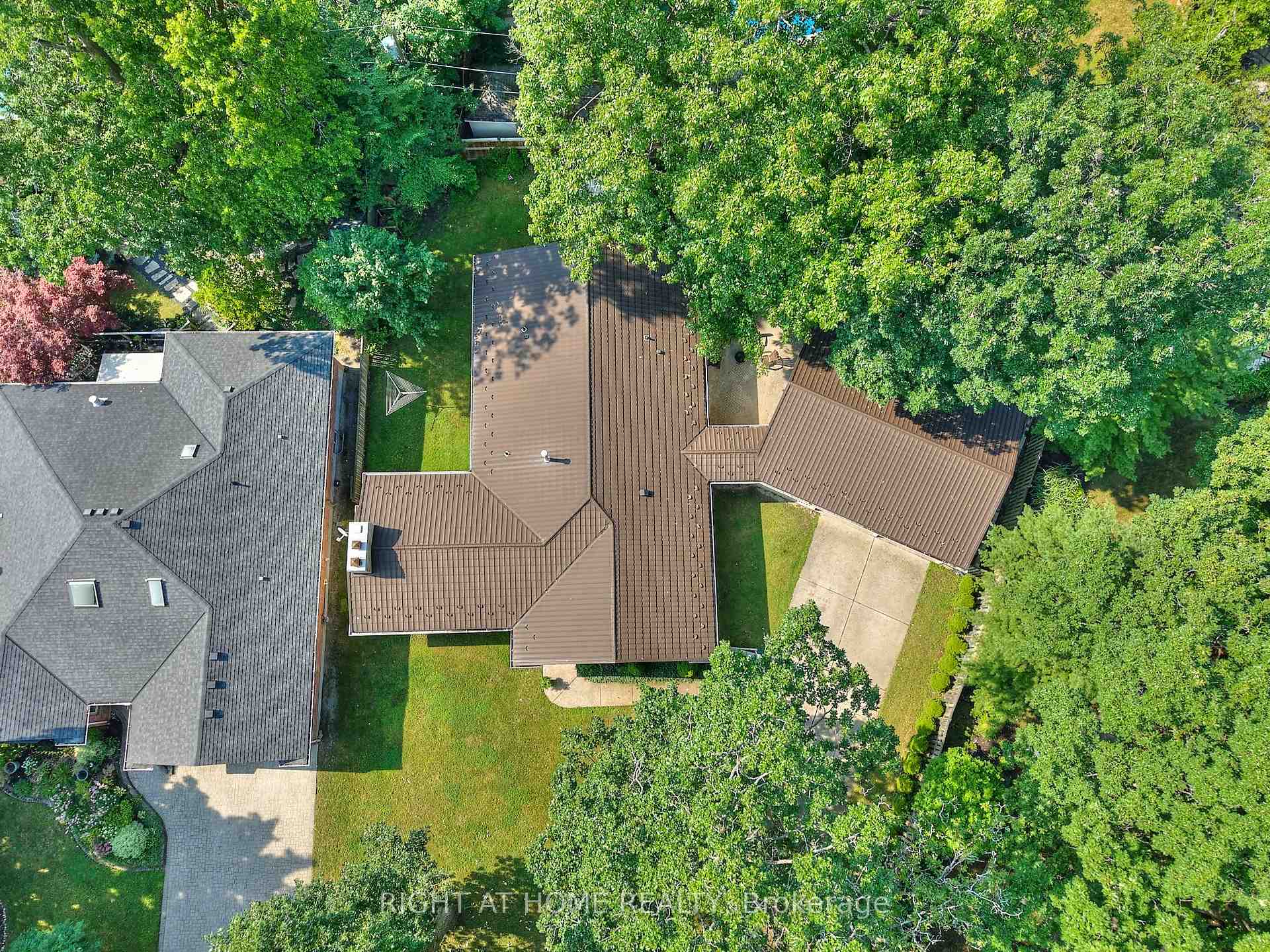 Photo 39 of 179 Lockhart Drive, St. Catharines, Glendale/Glenridge — HOMEH