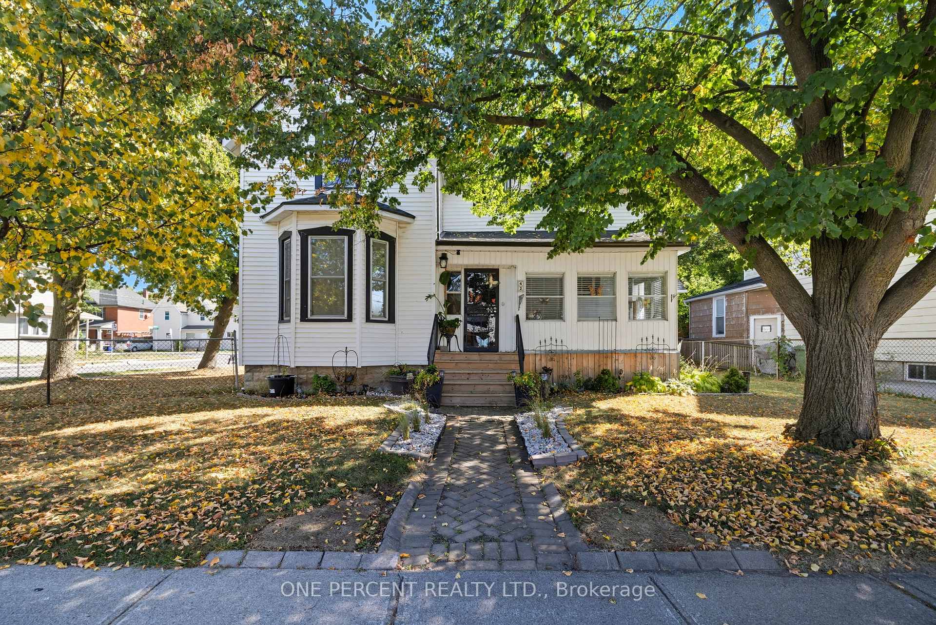 Photo 1 of 43 Horton Street, St. Thomas — HOMEH
