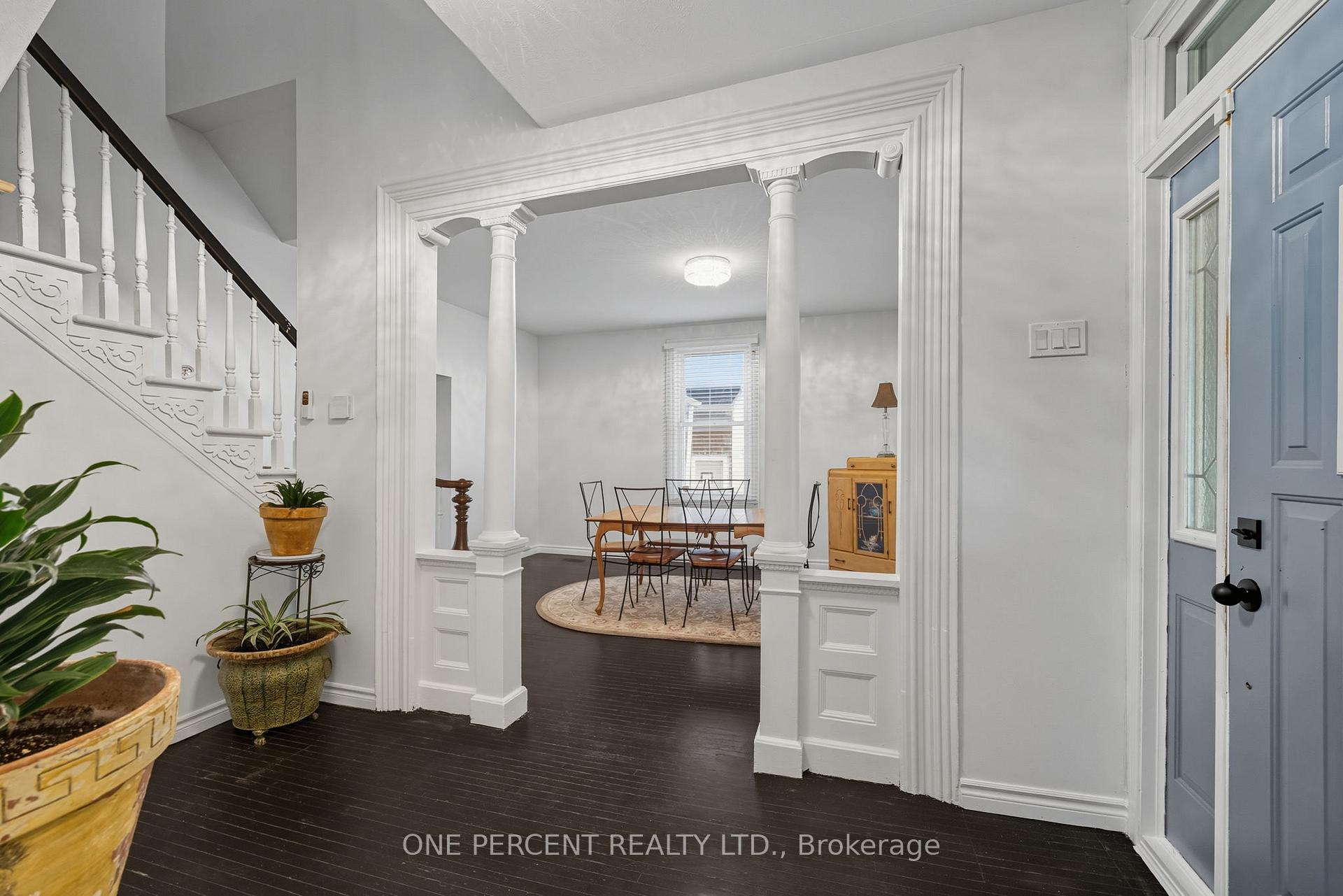 Photo 5 of 43 Horton Street, St. Thomas — HOMEH