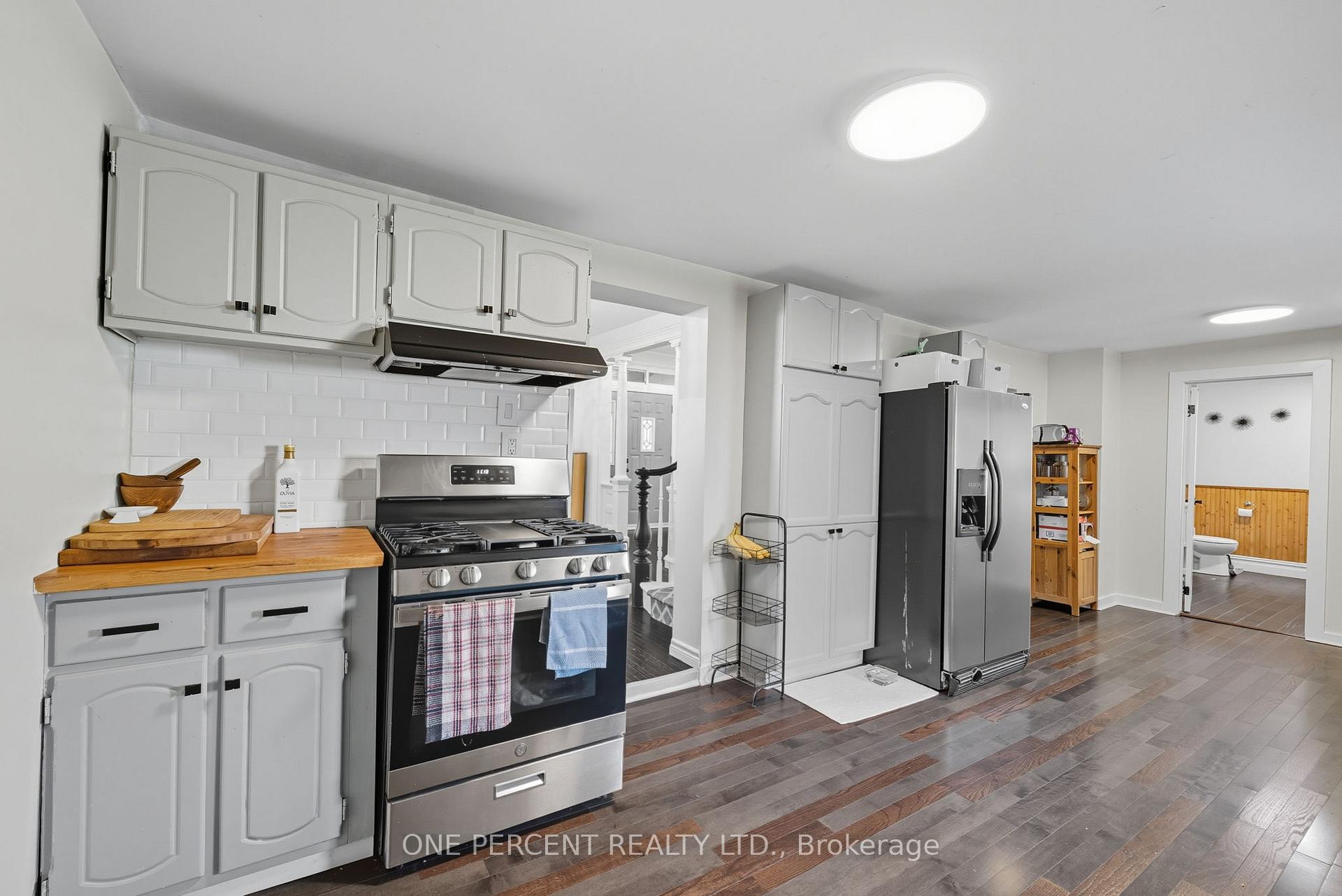 Photo 17 of 43 Horton Street, St. Thomas — HOMEH