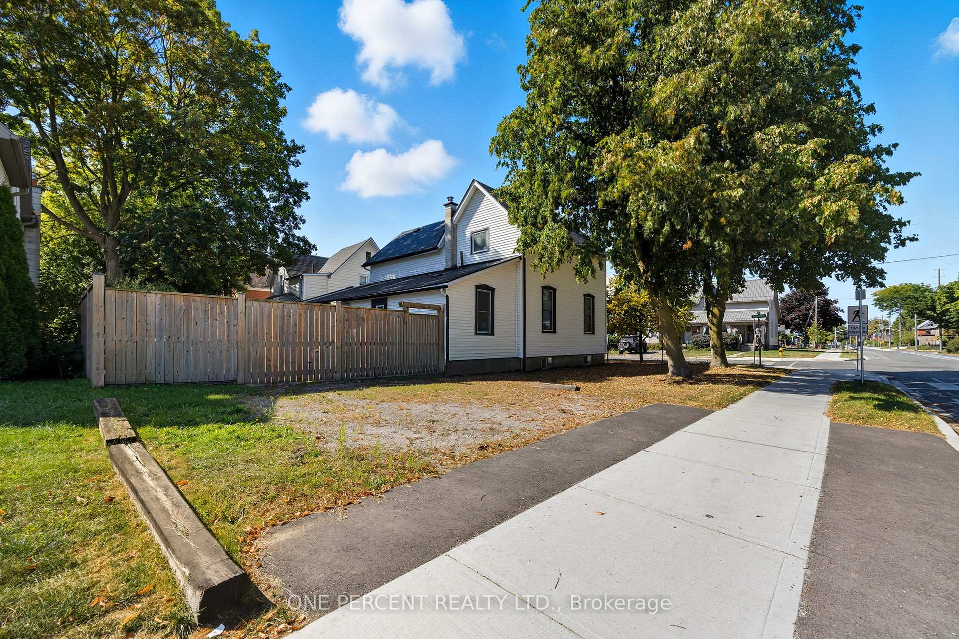 Photo 30 of 43 Horton Street, St. Thomas — HOMEH