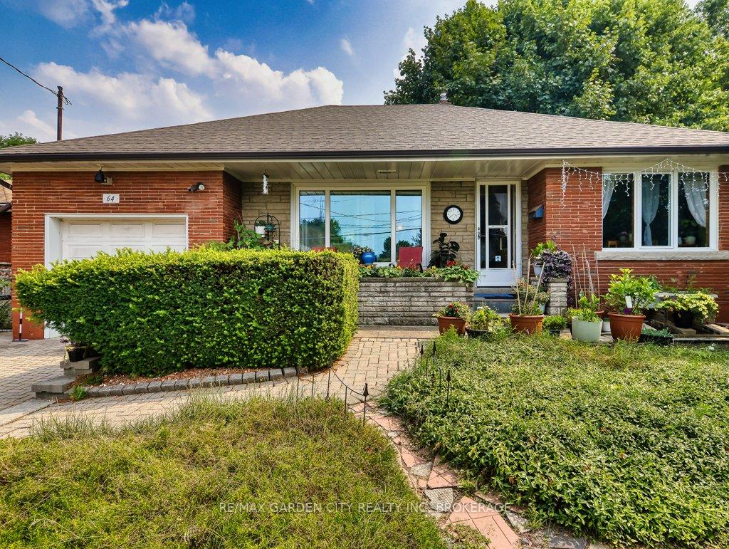 Photo 4 of 64 Dorothy Street, St. Catharines, Lakeport — HOMEH