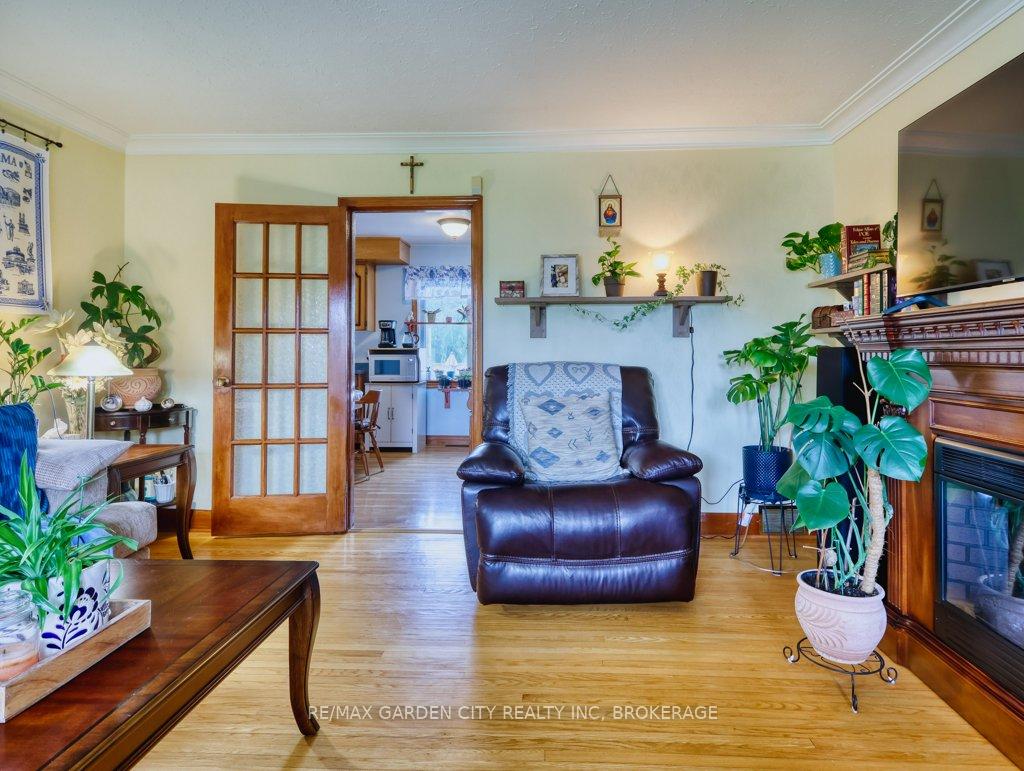 Photo 11 of 64 Dorothy Street, St. Catharines, Lakeport — HOMEH